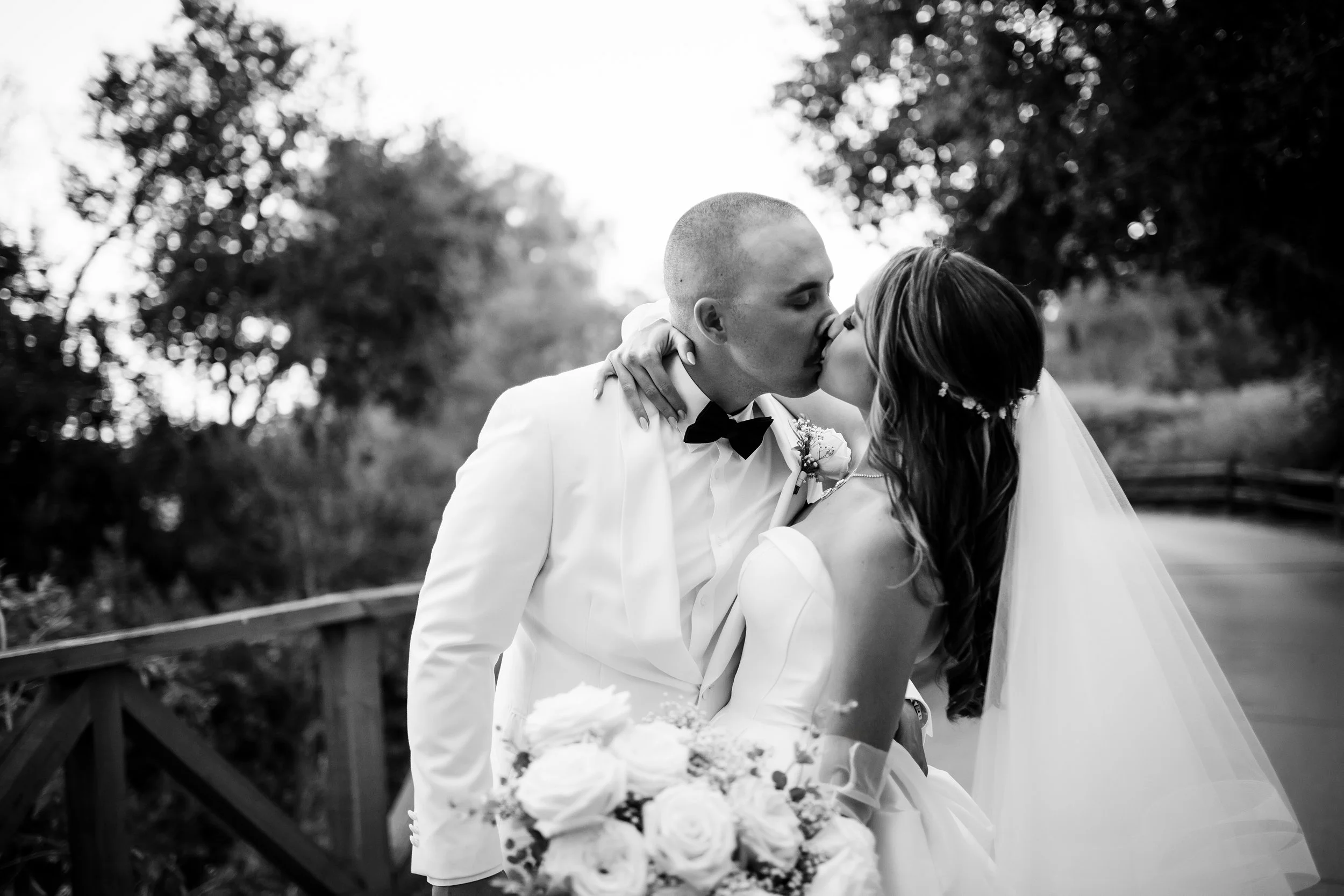 Mr & Mrs Oliver197.jpg