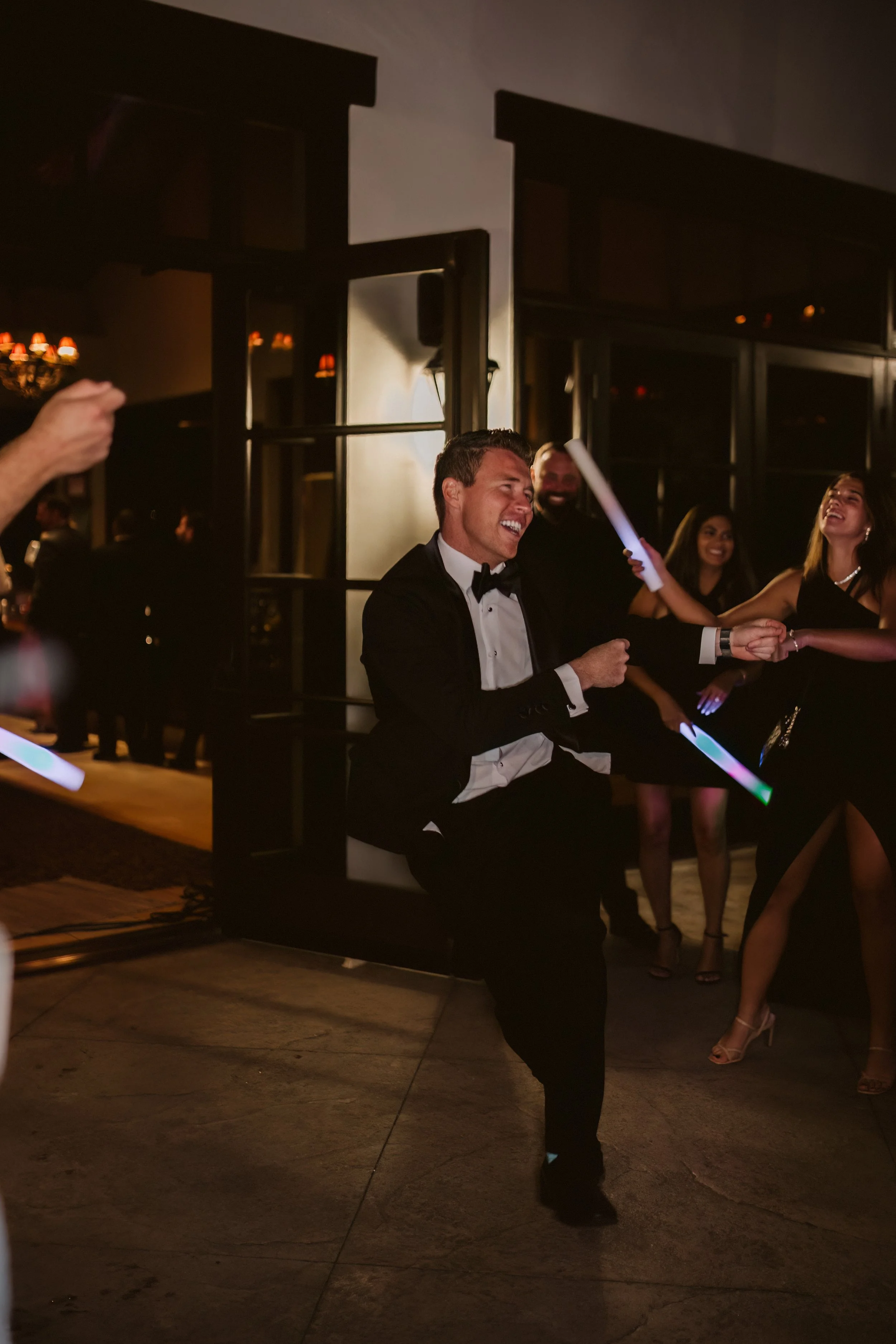 Mr & Mrs Oliver436.jpg