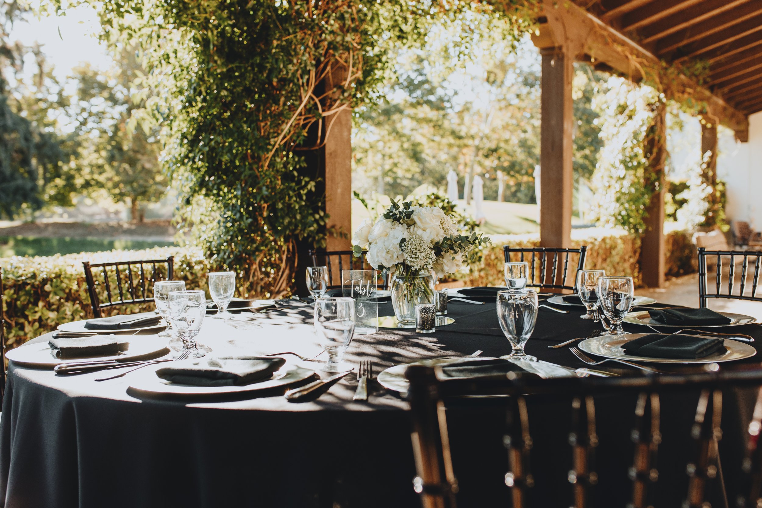 Mr & Mrs Oliver270.jpg