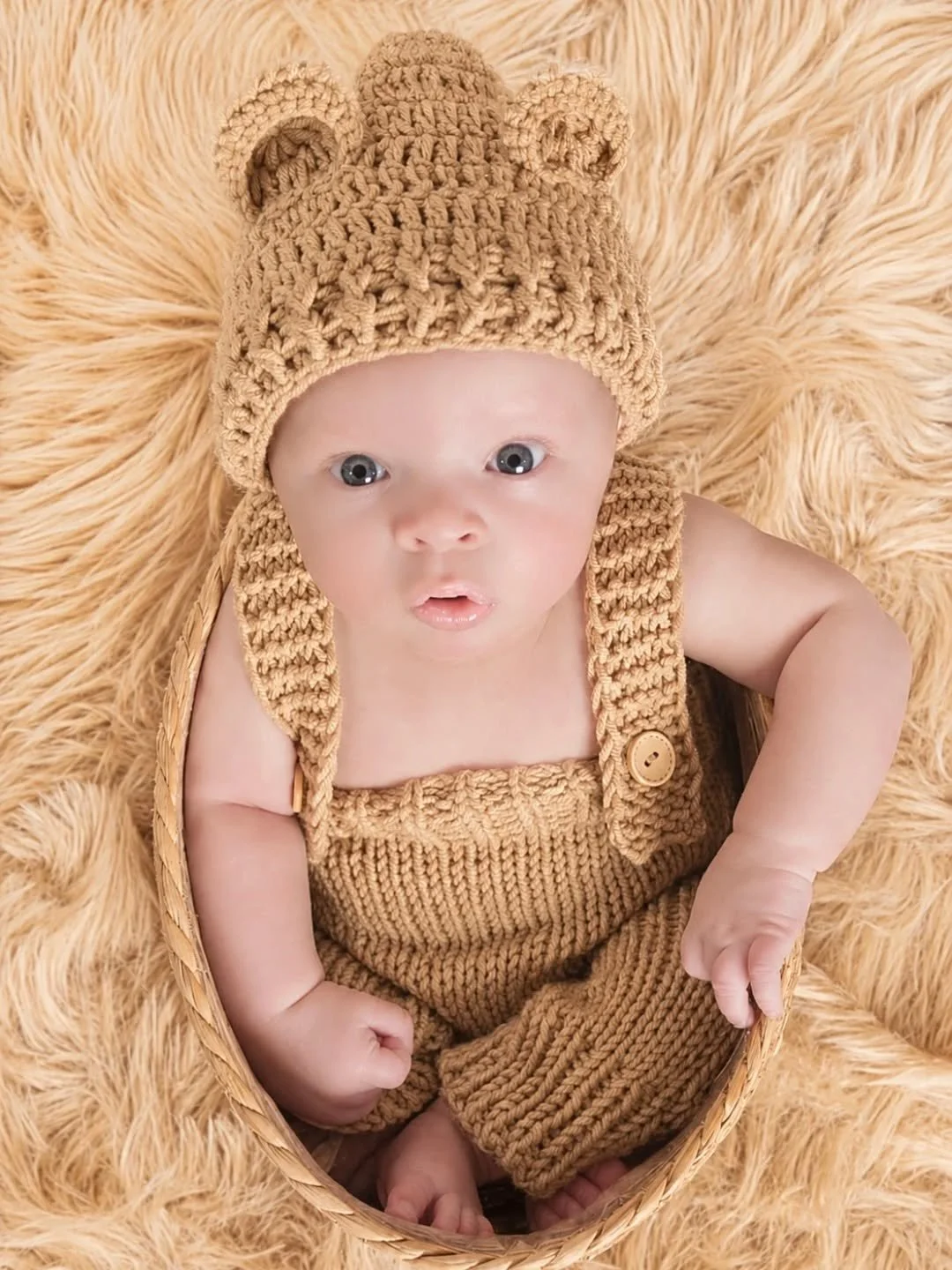 Just a little bundle of sweetness 🐻 

#babyportraitphotography 
#PortraitPhotography 
#essexportraitphotographer 
#braintreephotographer