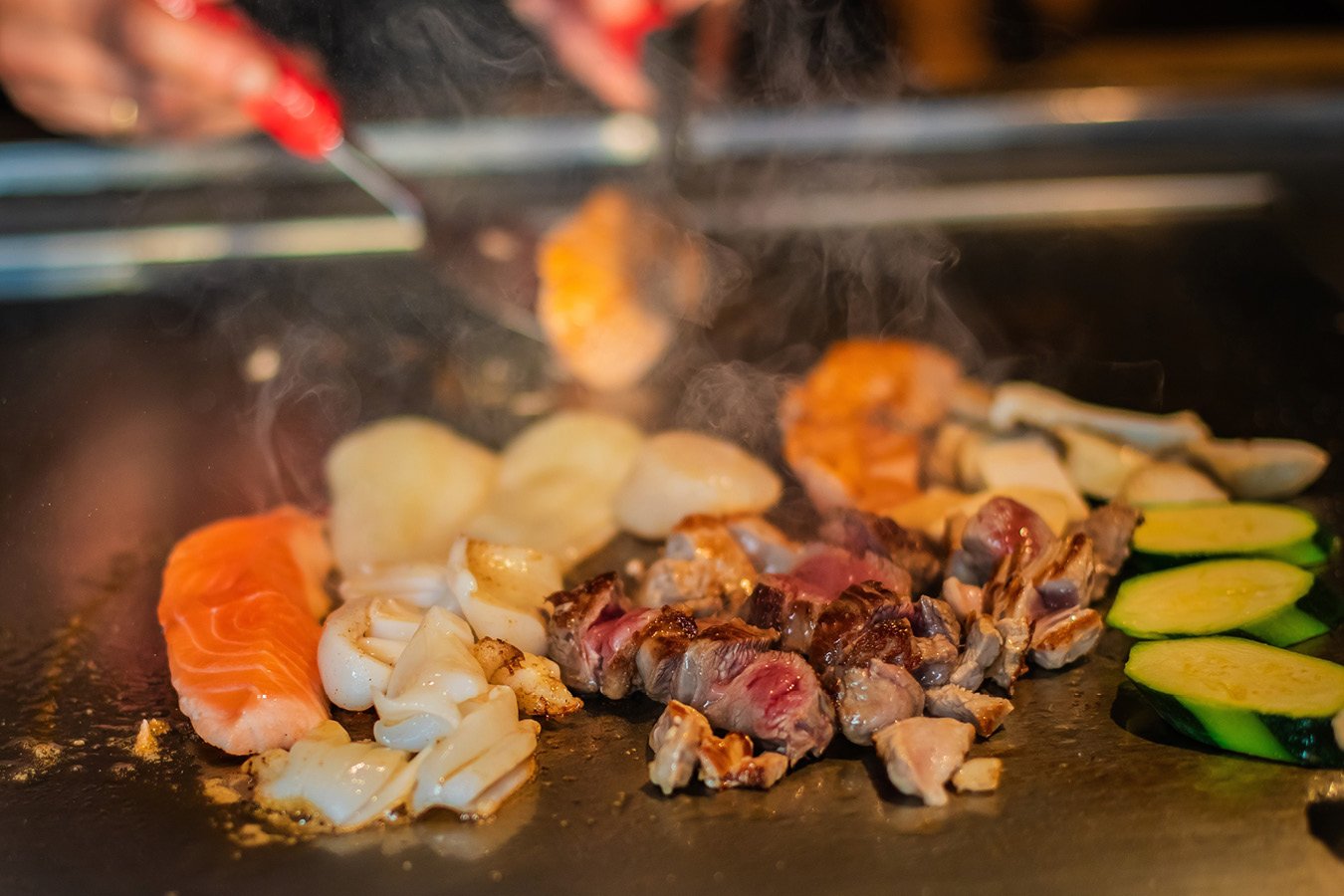 	
hibachiparty4u.com Tel: (929) 665-7752