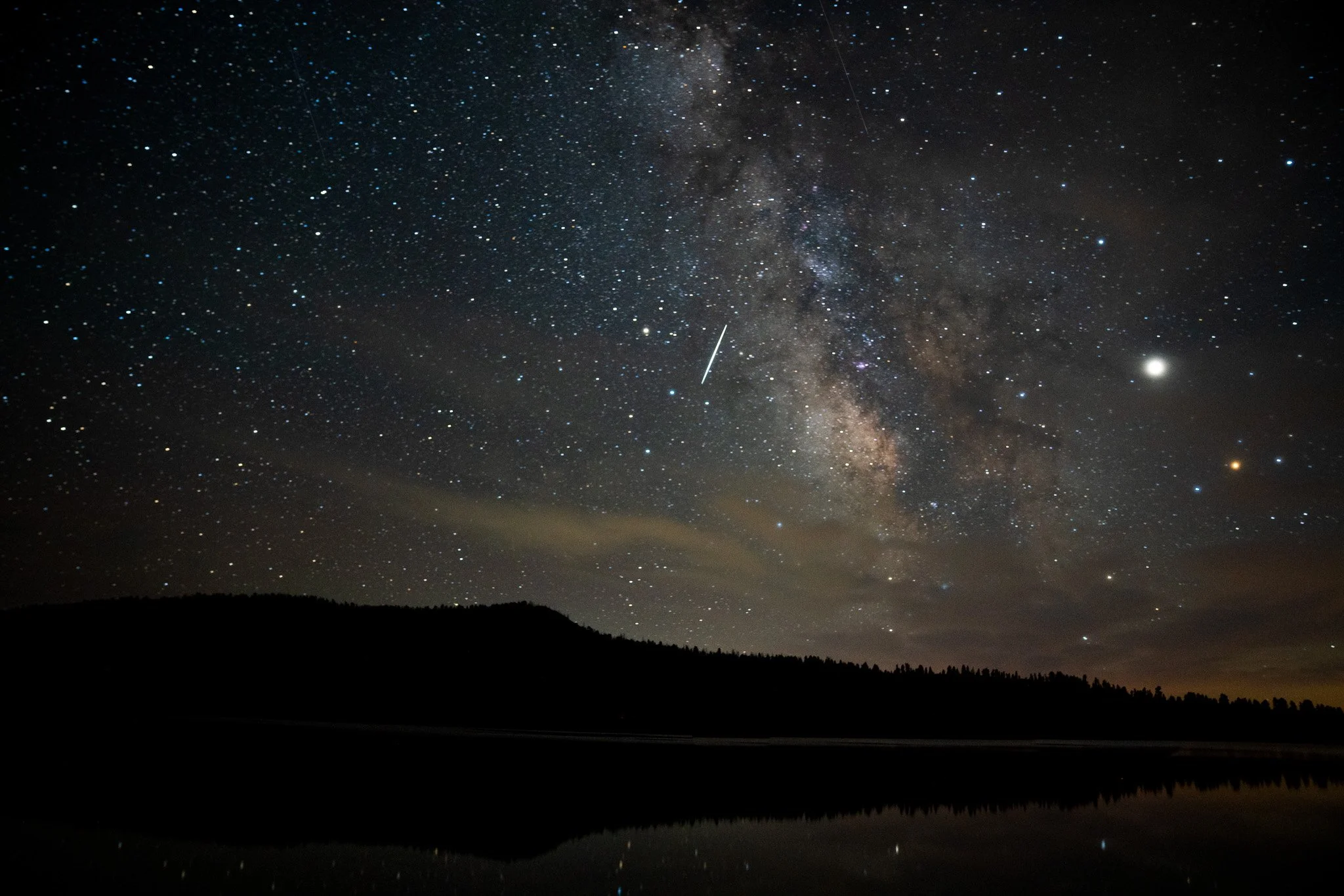 Brandon Day - Milky Way Halfmoon Lake 2019.jpg