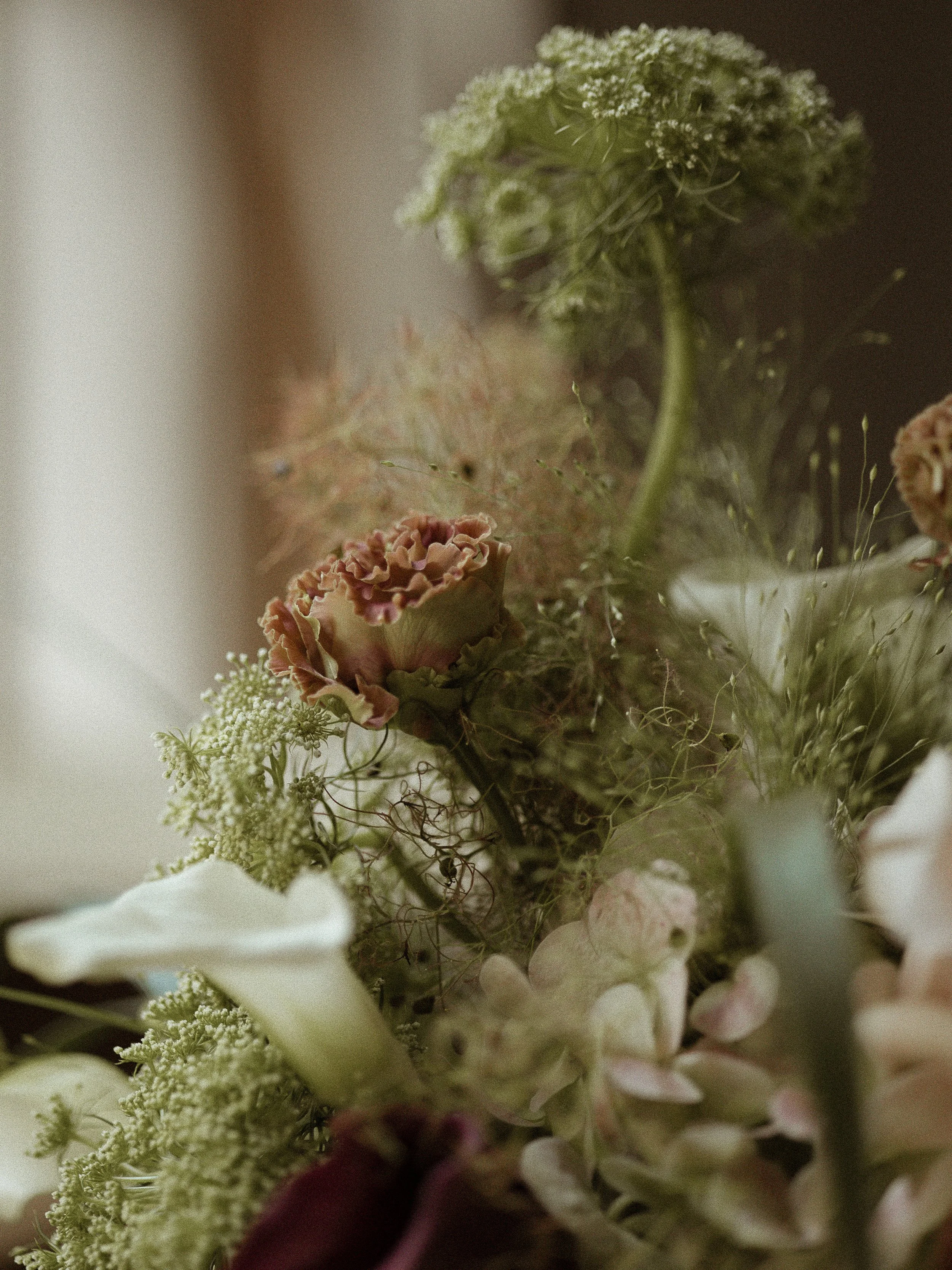 FINAL2-ACREWOOD-ottawa-toronto-pec-montreal-sutton-quebec-ontario-vermont-storytelling-editorial-fineart-wedding-elopement-bridal-photographer-0157.jpg
