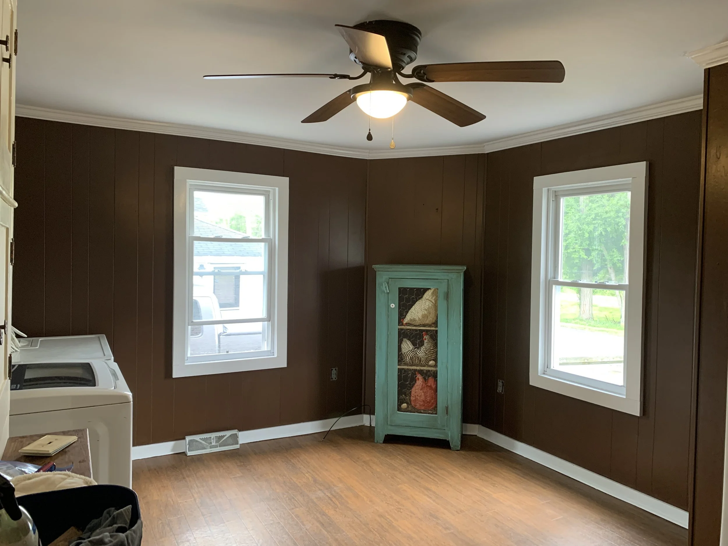 paint, painting, trim, trim painting, trim package, popcorn ceiling, popcorn ceiling elimination, popcorn ceiling removal, popcorn ceiling renovation, laundry room painting, laundry room renovation