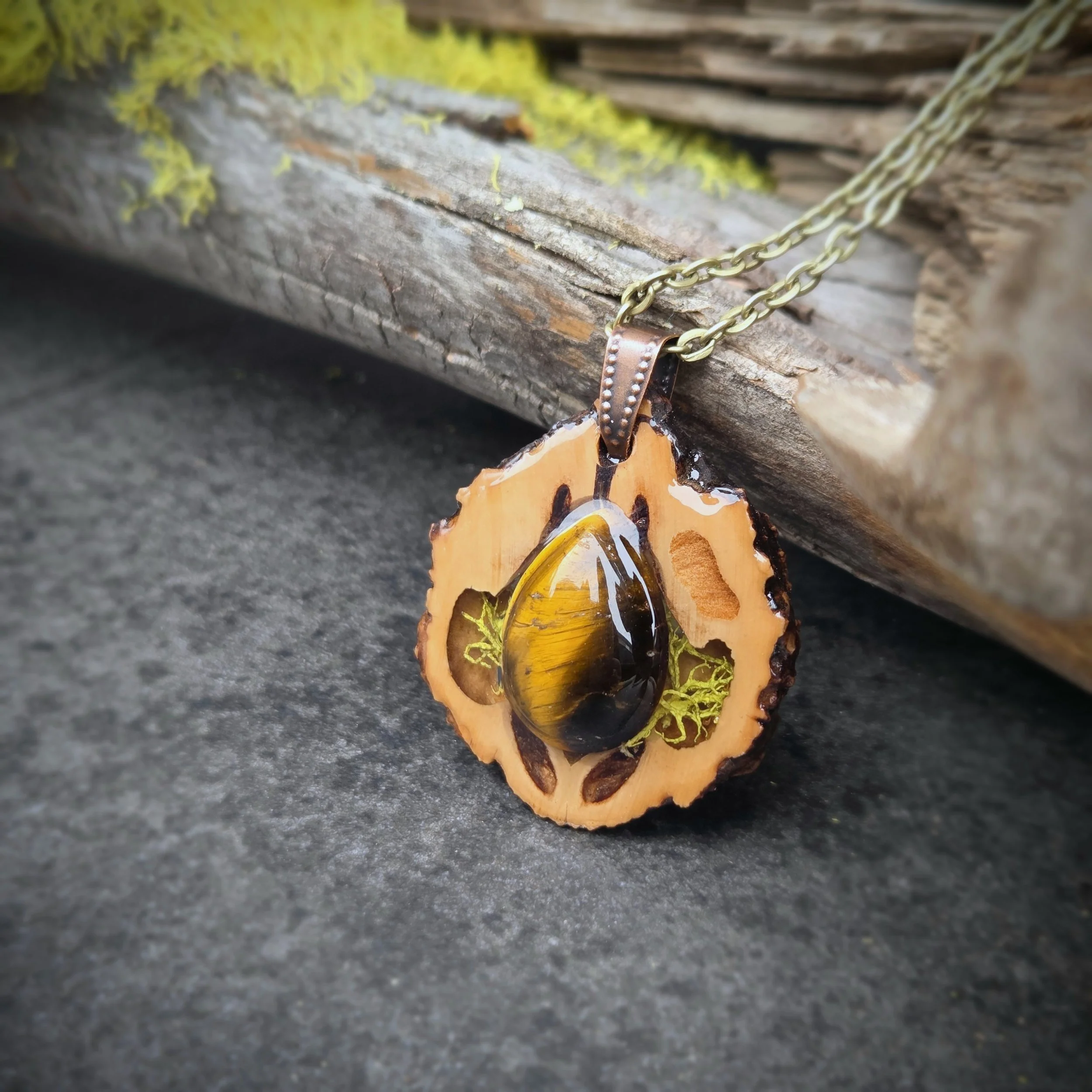 Tigers Eye Moss Walnut Necklace