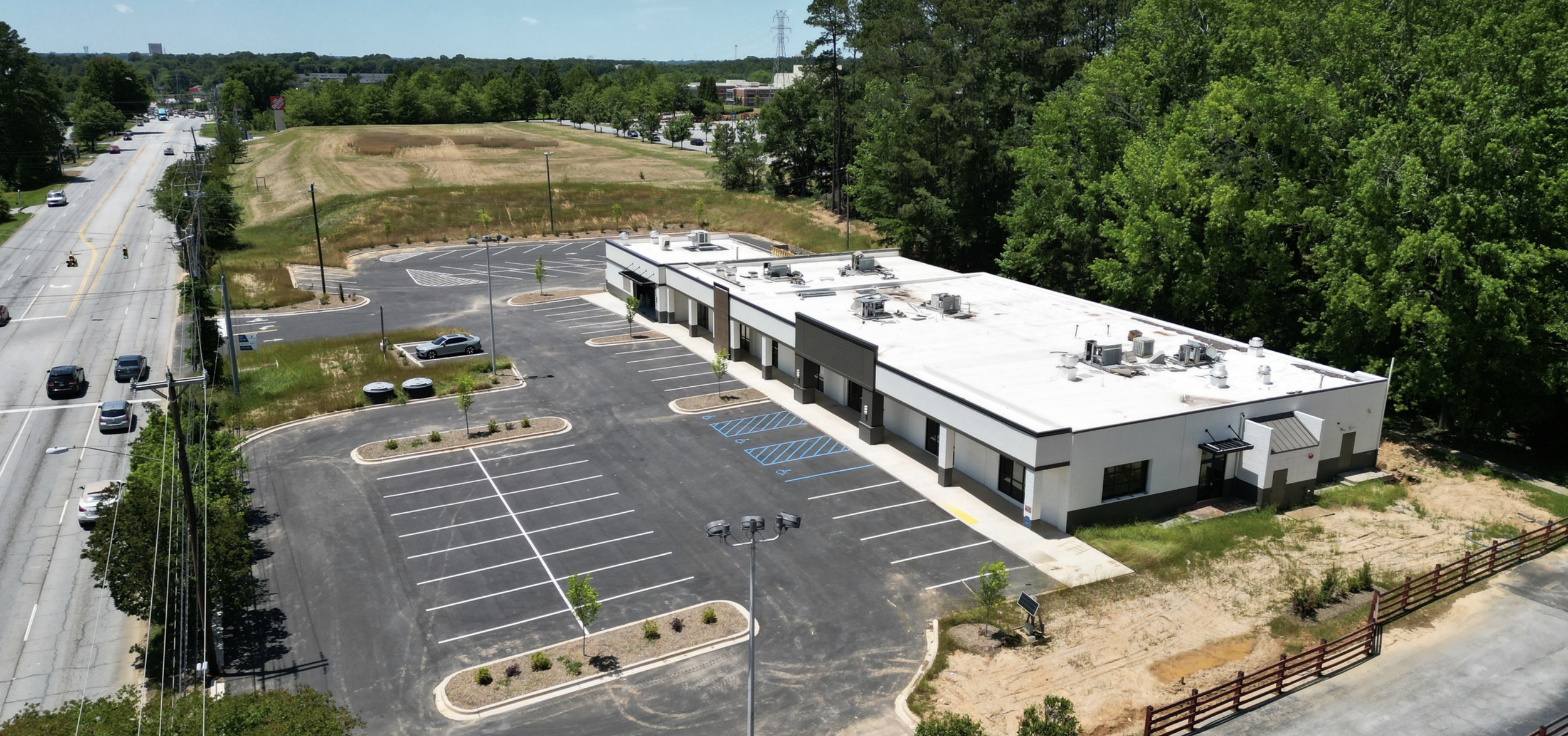 2600 E Main St