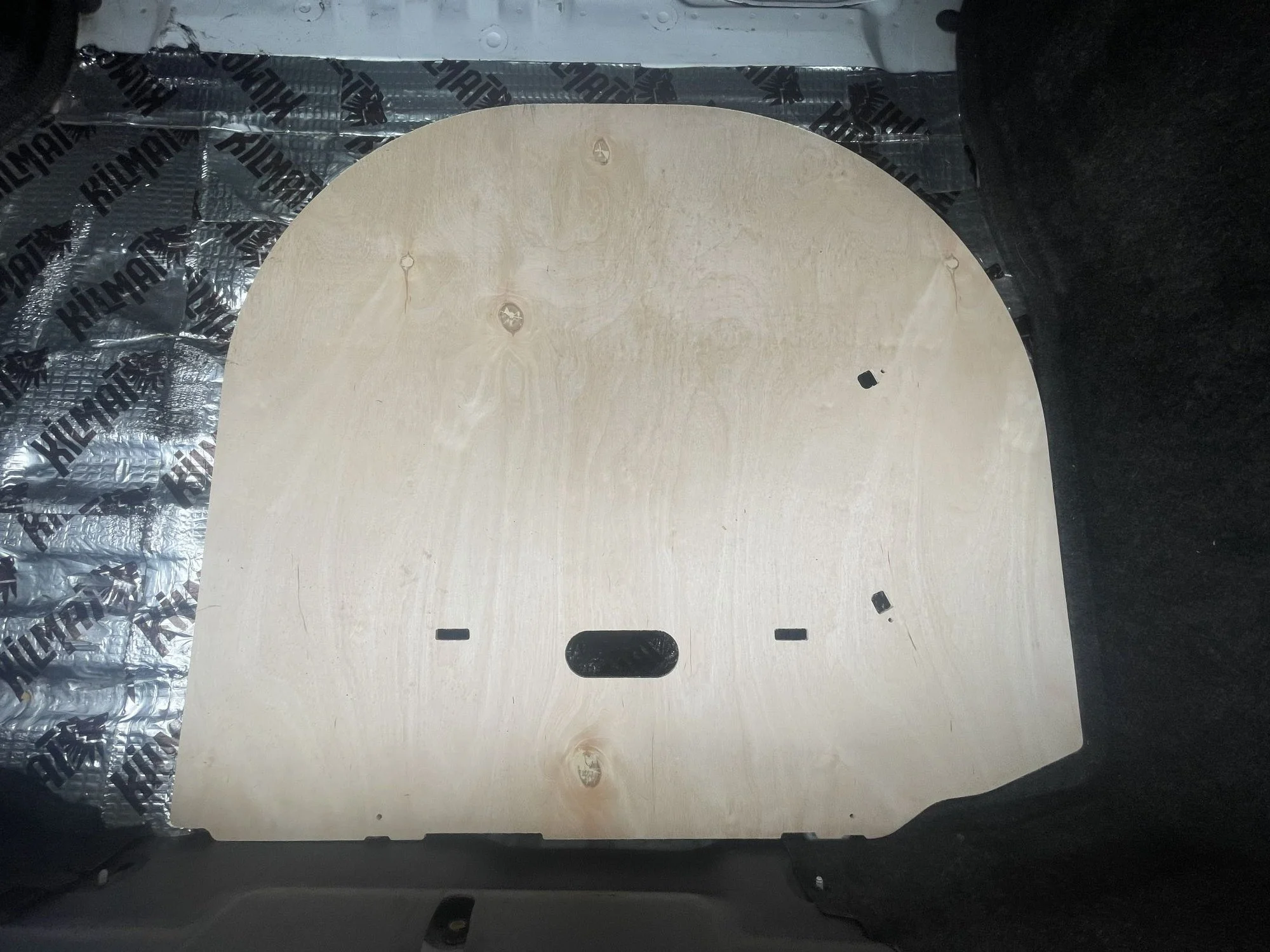 subaru-impreza-wrx-sti-2002-2007-sedan-trunkboard-fitment-02.jpg