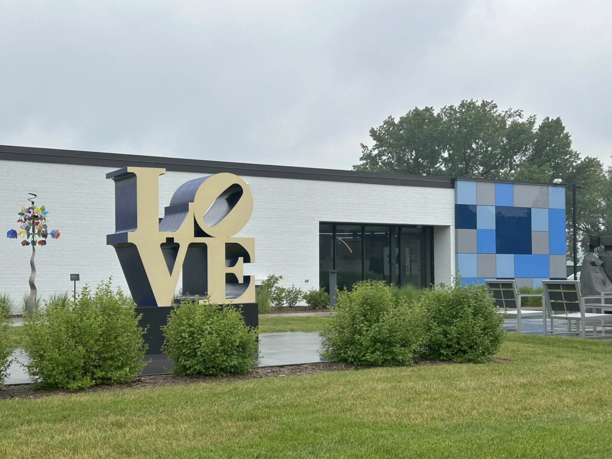 Robert Indiana: A Love Story