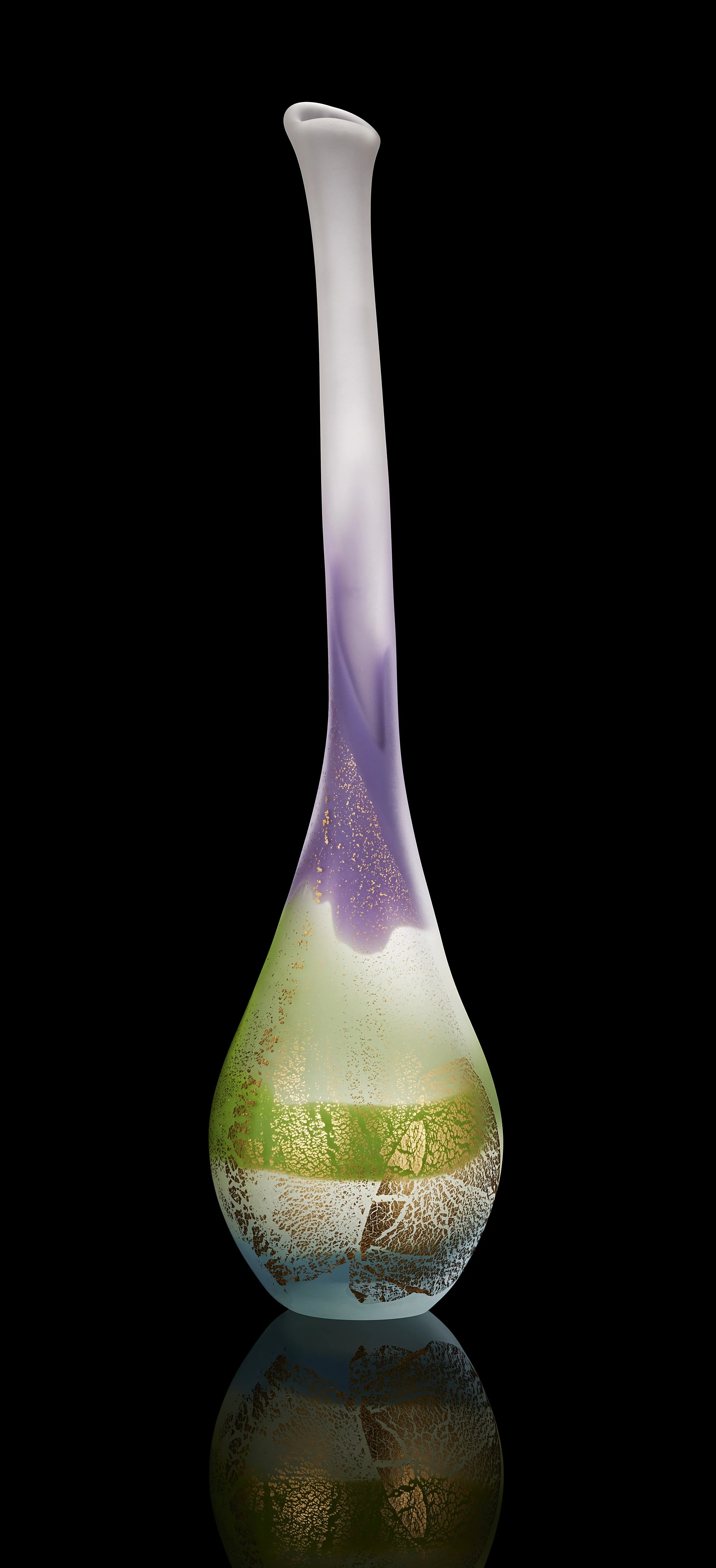 Kyohei Fujita (Japanese, 1921–2004).  Sansai tsurukubi (Three-Colored Crane-Neck Vase) with custom wooden box . Probably made in Venice, Italy, sometime between 1977–2000. Blown and cased glass with applied gold foil; acid etched. 24 × 5 ½ x 5 ½ inch