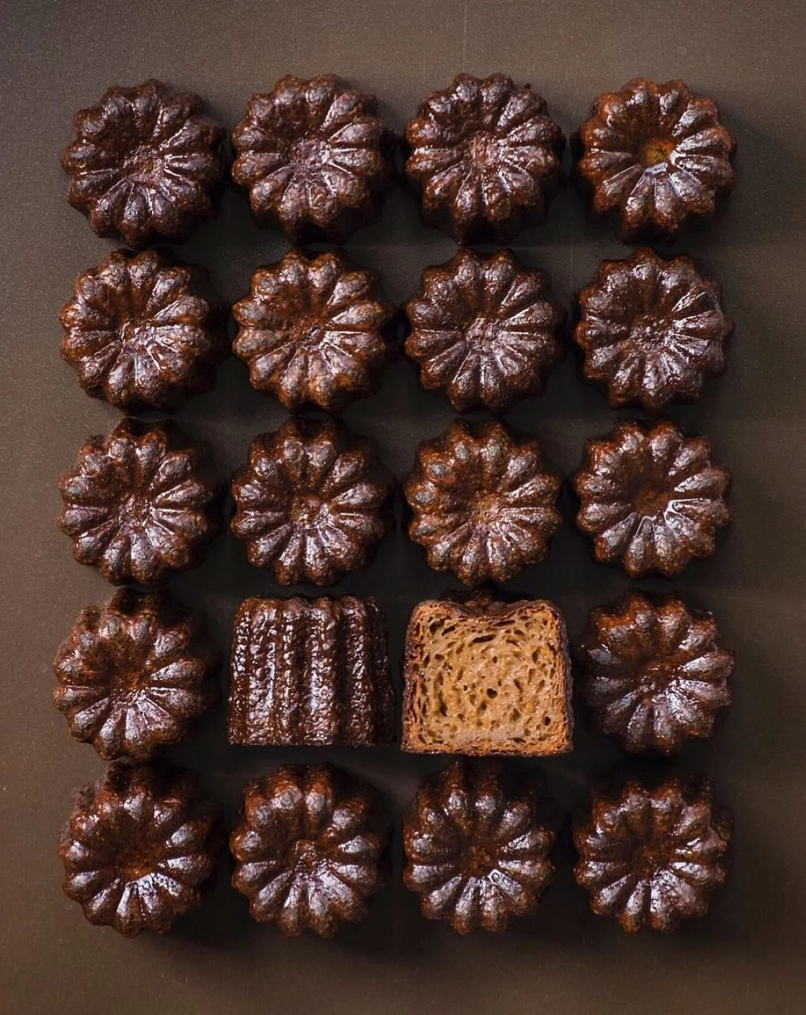 Cannelés - 6 pieces