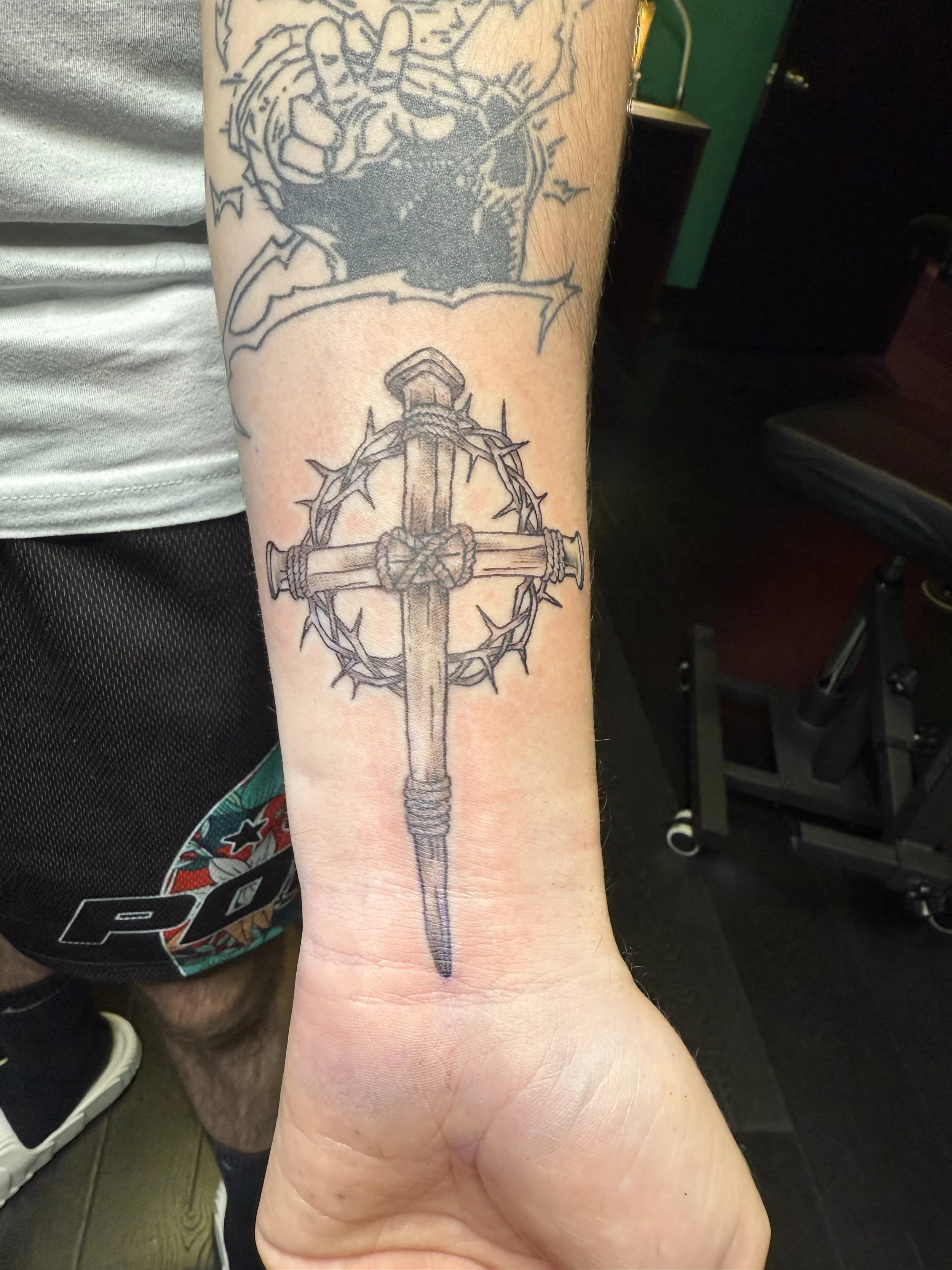 crossofnails.jpg