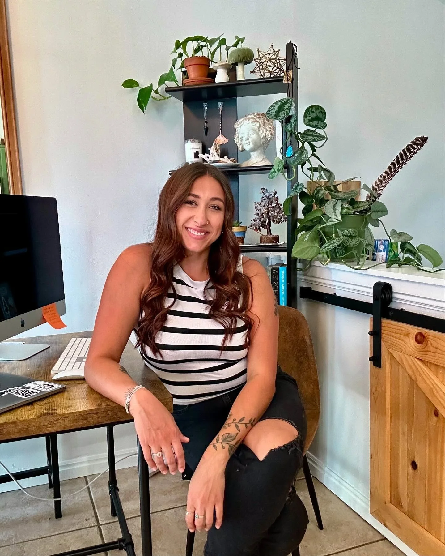 Welcome to Salt Stone Creative! I&rsquo;m Harlee, the heart and mind behind this creative journey. With a passion for transforming ideas into digital experiences, I&rsquo;m here to help your business shine online. Whether it&rsquo;s web design, syste