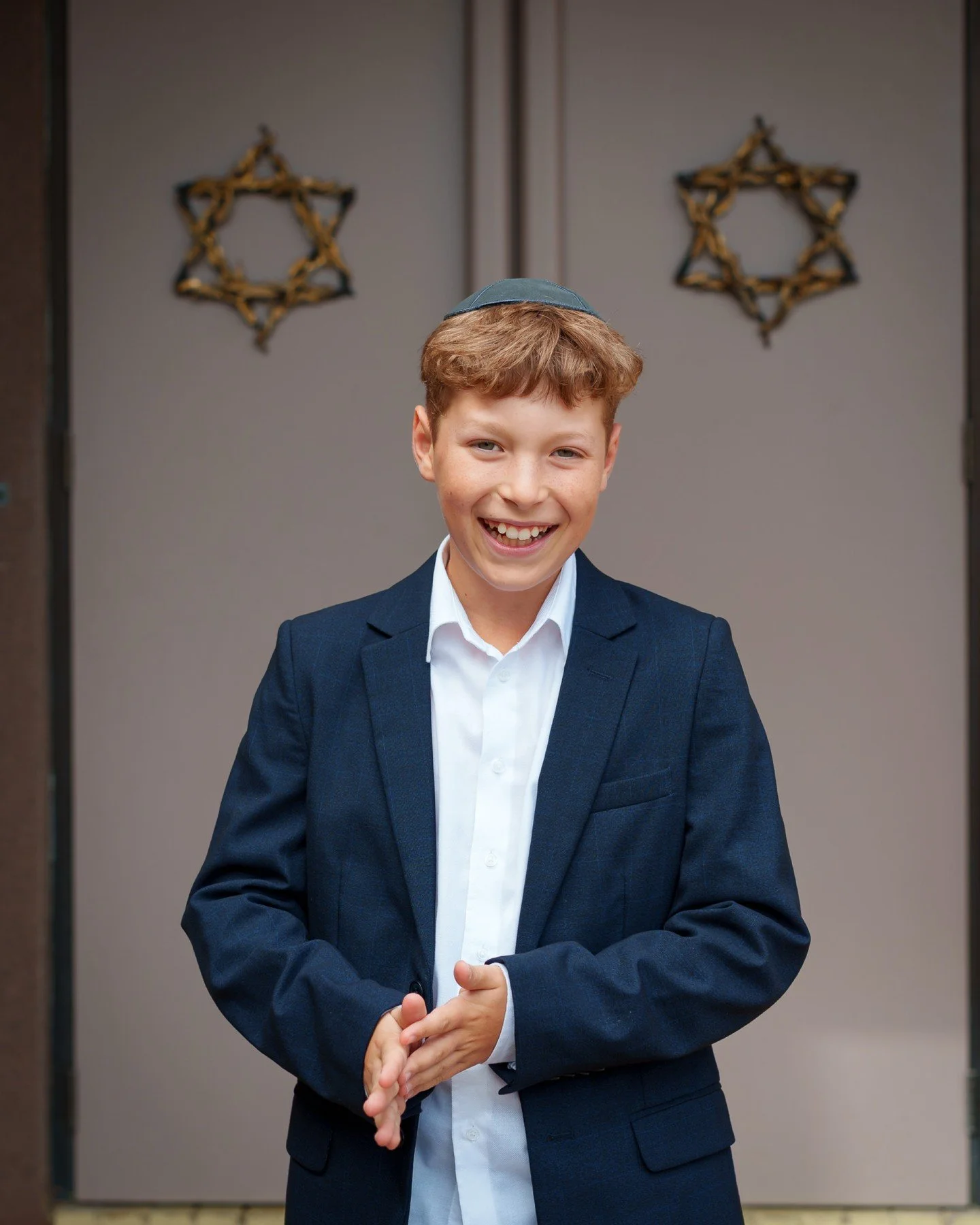 I&rsquo;ve known Raphael since I photographed his big brothers&rsquo; Barmis. Now he has stepped up and smashed it into adulthood. Well done champ!
#Barmitzvah #Melbournesimcha