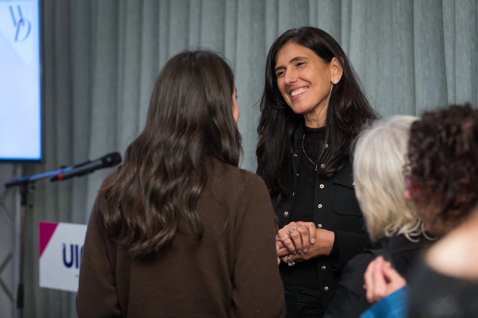 NOT FOR PROFIT VOLUNTEER-102.jpg