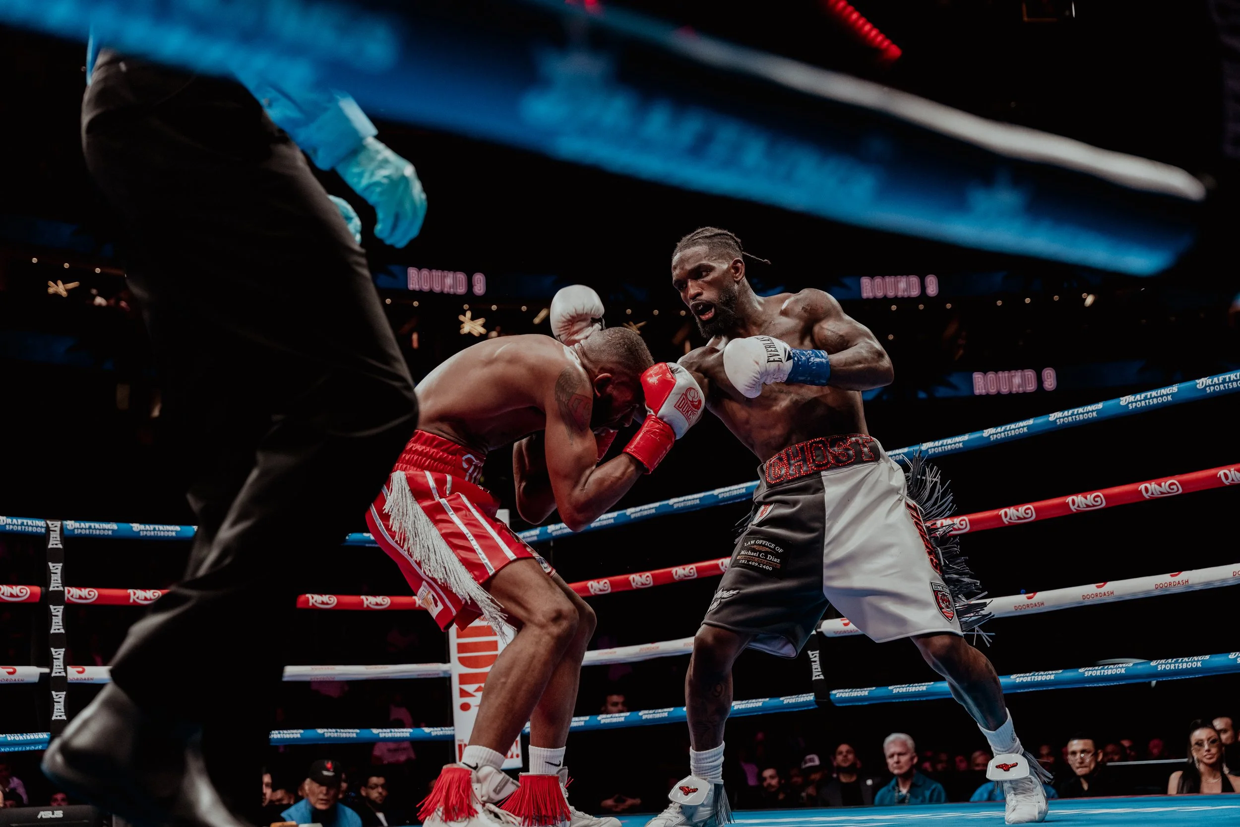 Frank Martin vs. Nahir Albright