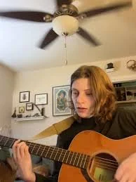 Geckobody  / Ivy Kishmir / Etta Dean