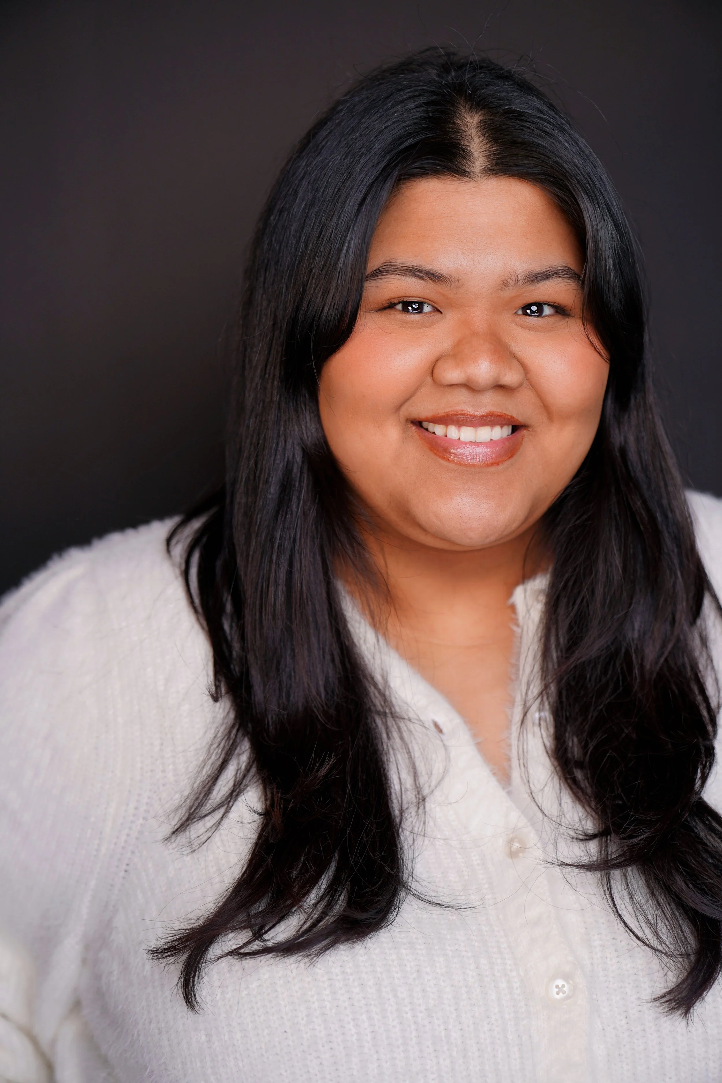 Henson Headshot edit 5.jpg