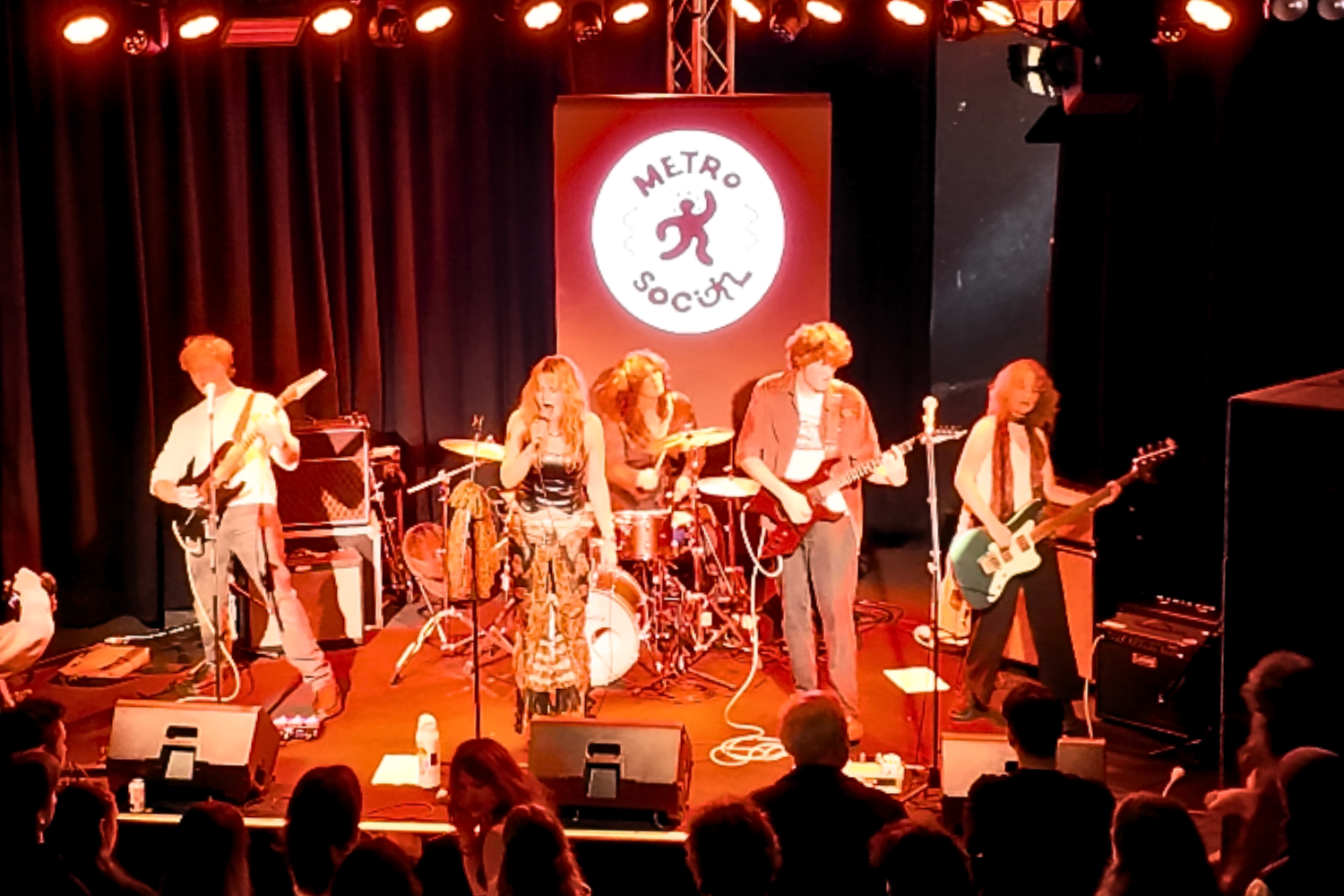 The Velvet Morning #004: On-Scene @ THE metro Social. 