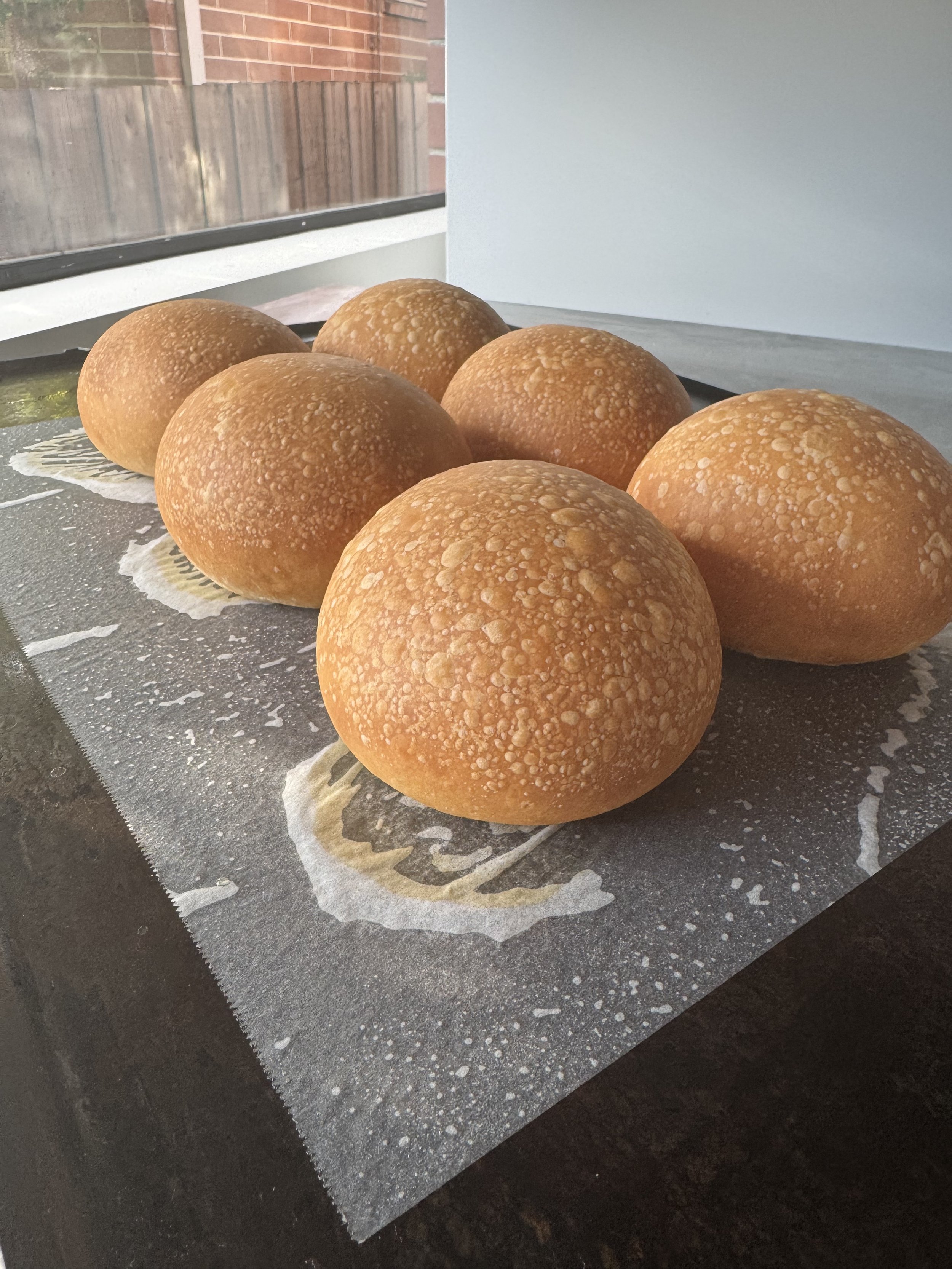6-pack of Soft White Buns