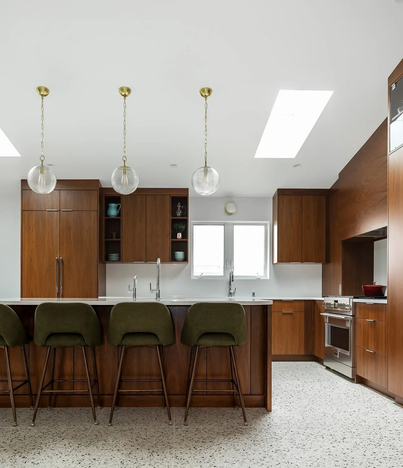 walnut-orb-midcentury-kitchen-waterloo-housevenne-24.jpg