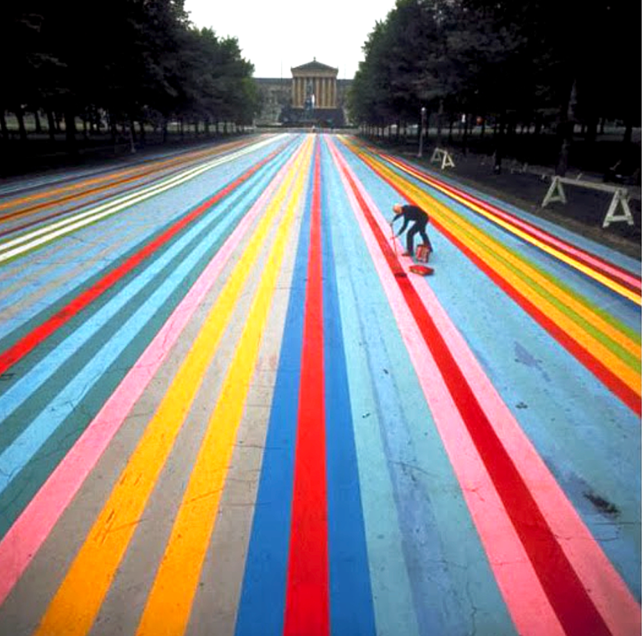 Gene Davis painting "Franklin's Footpath" the largest mural in the US at the time, geometric abstraction, best public art in philadelphia.