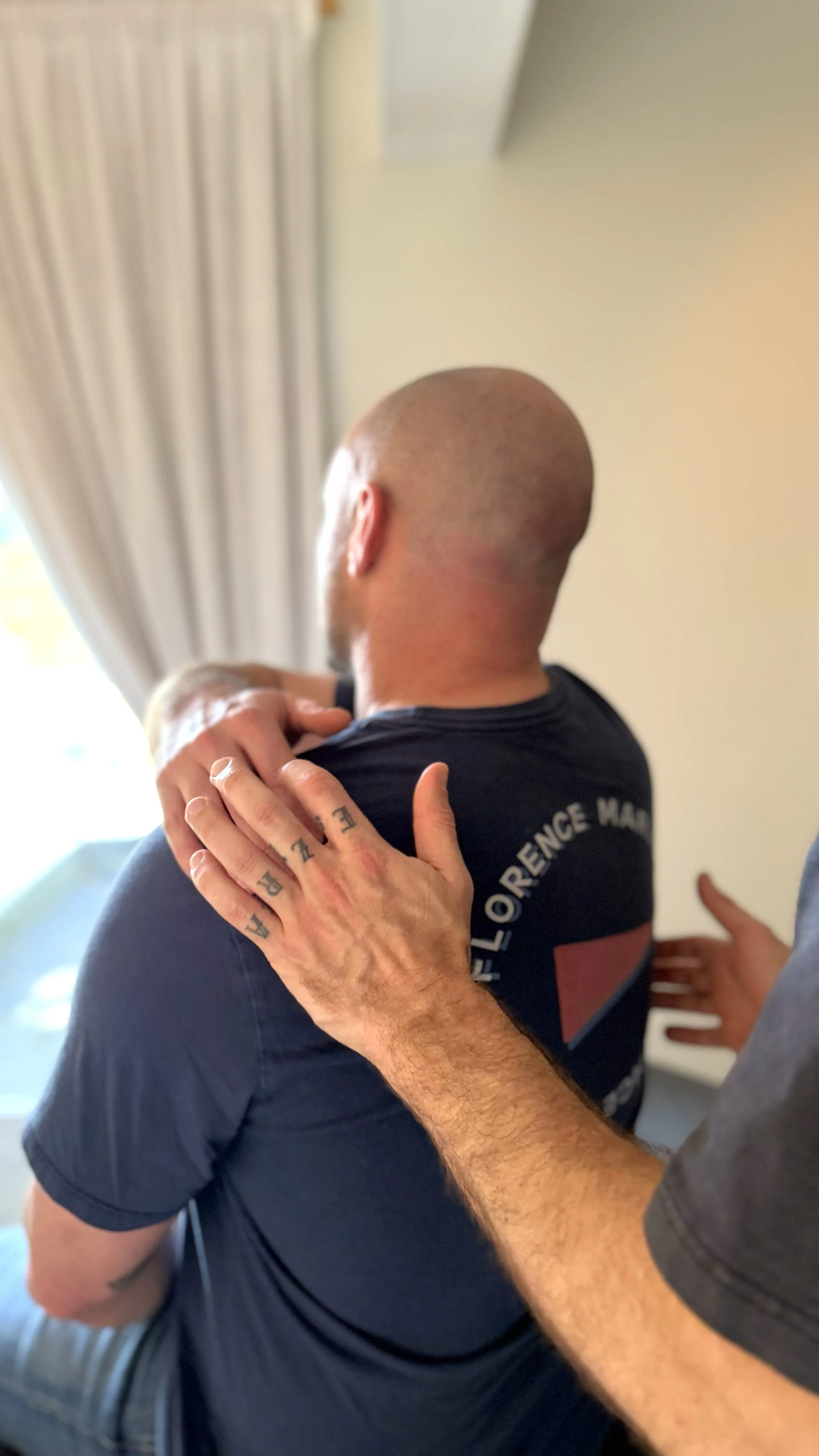 Osteopathy session to restore the body’s natural, uninterrupted flow of fluids and energy,