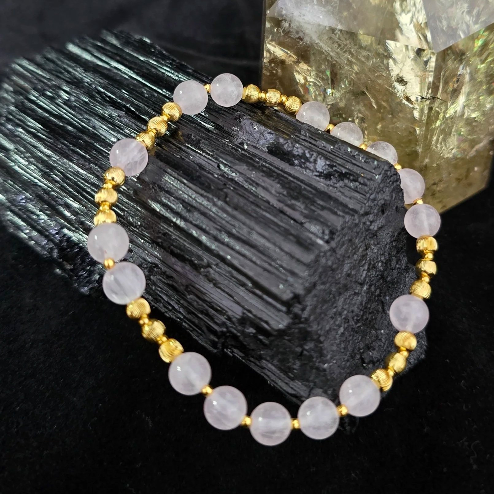 RQ-05 Stacker Warm Gold