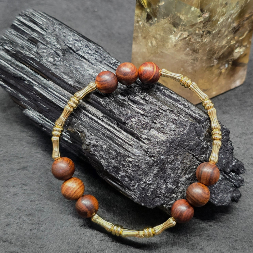 C005 Sandalwood