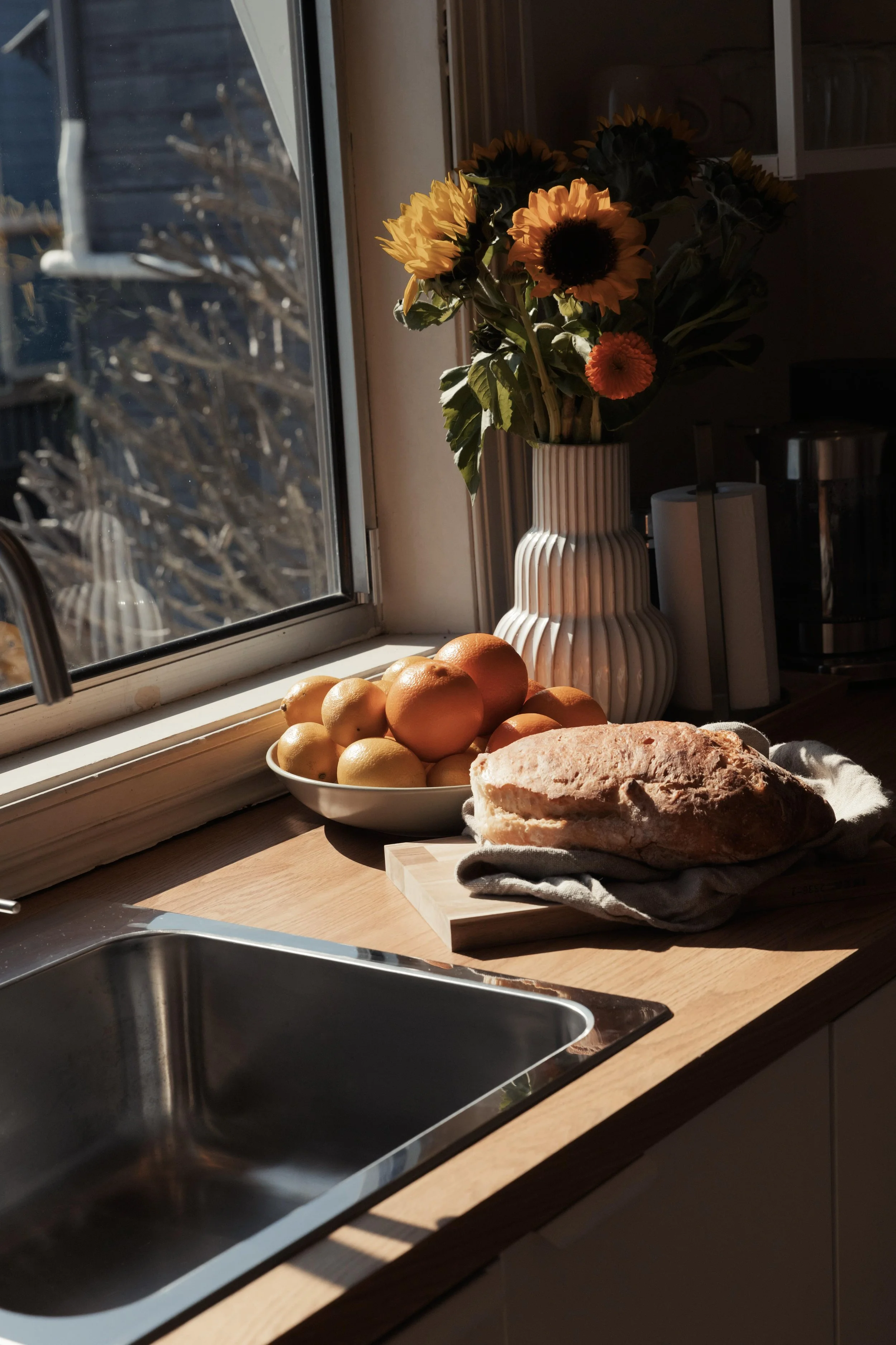 A Somatic Lens on Binge Eating: What If It Makes Sense?