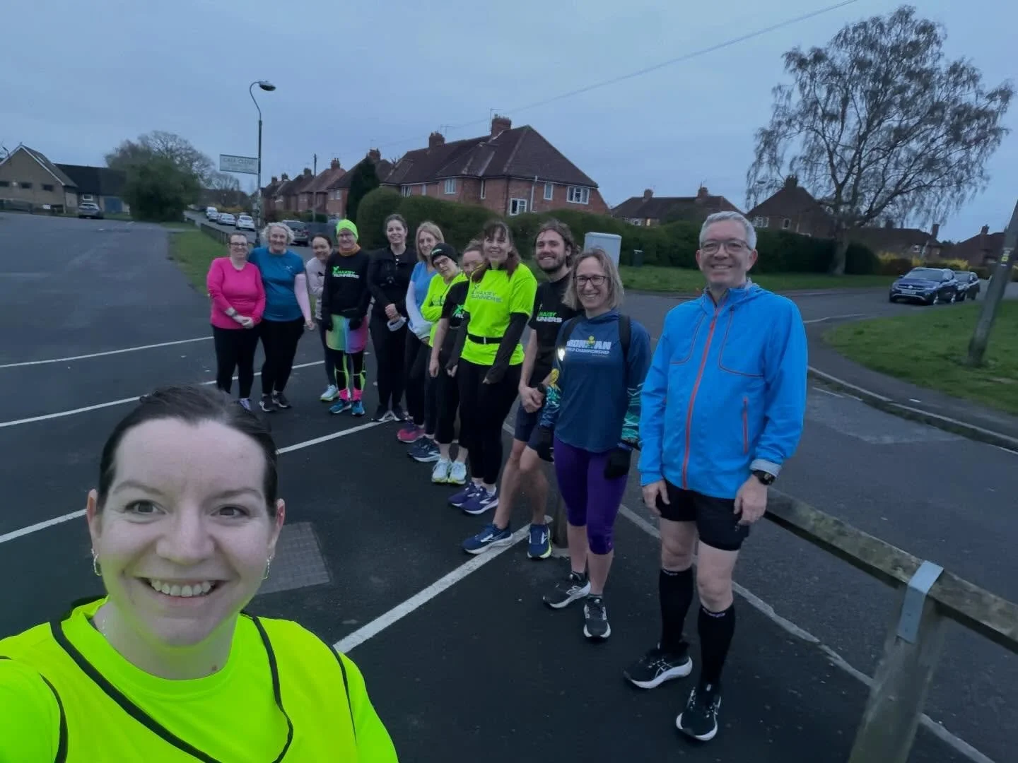 💚🖤 Feel Good (Good) Friday 💚🖤 

Best start to the day and the ultimate feel Good Friday! 

Have a gorgeous bank holiday weekend, we are back on Monday, Ethel Ward at 18:30 🐣 

Happy Easter All!