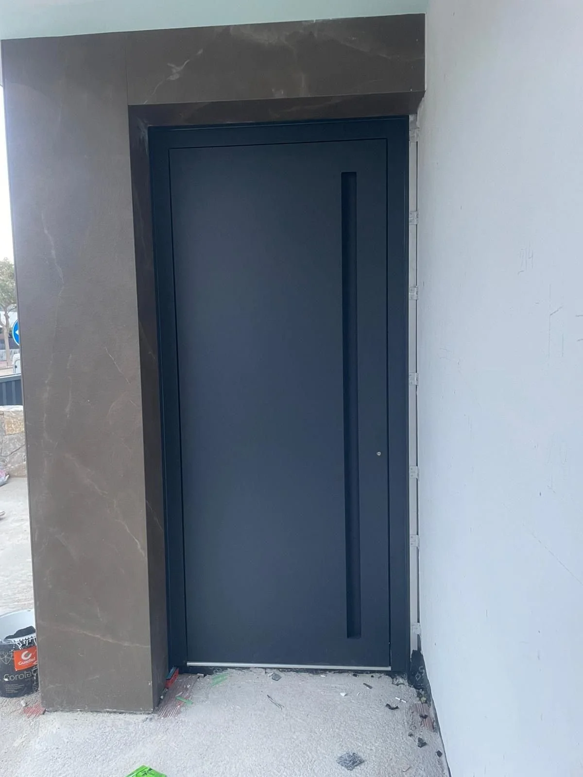 Puerta de entrada acorazada