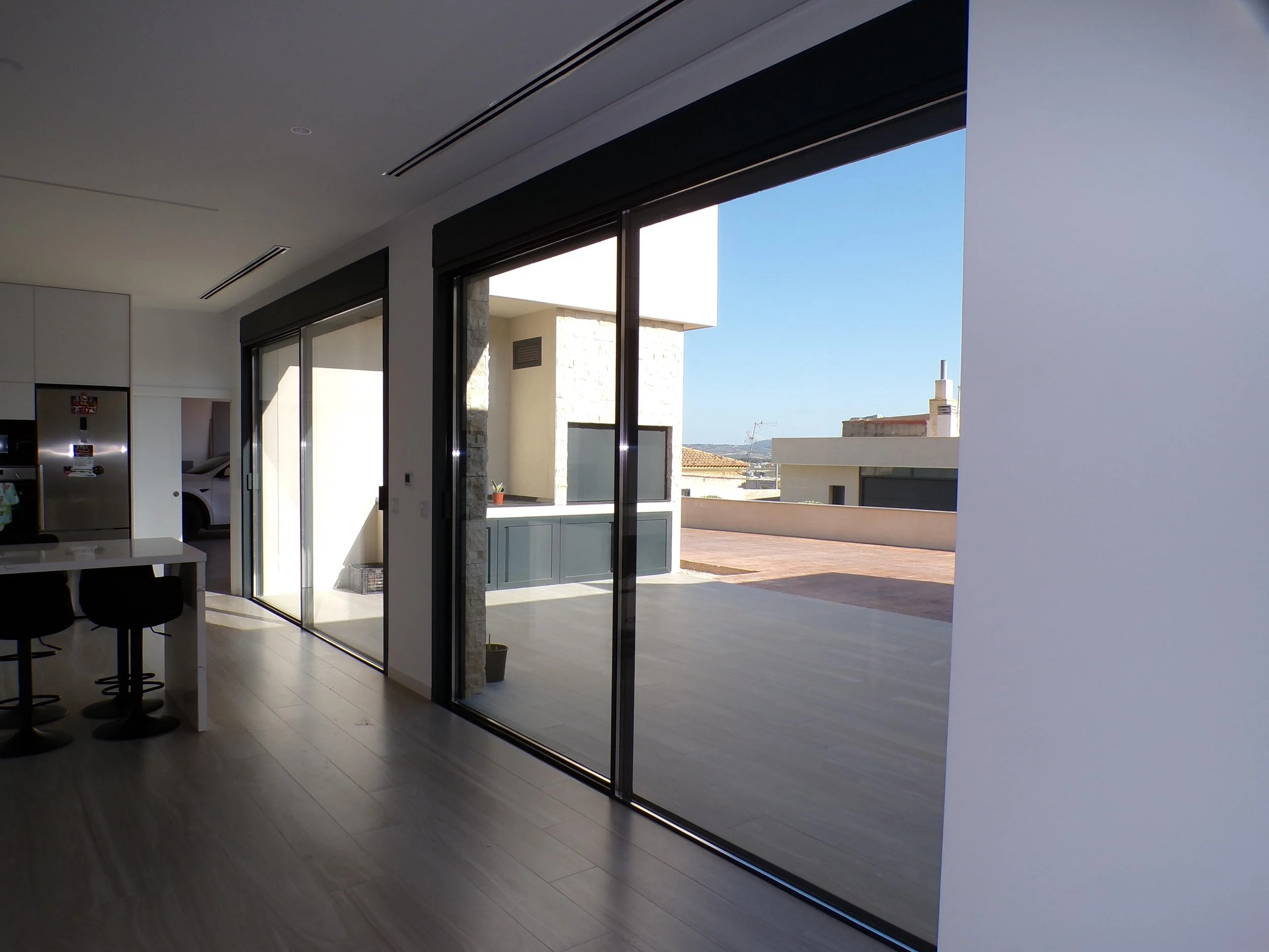 Balconetras de salón.jpg