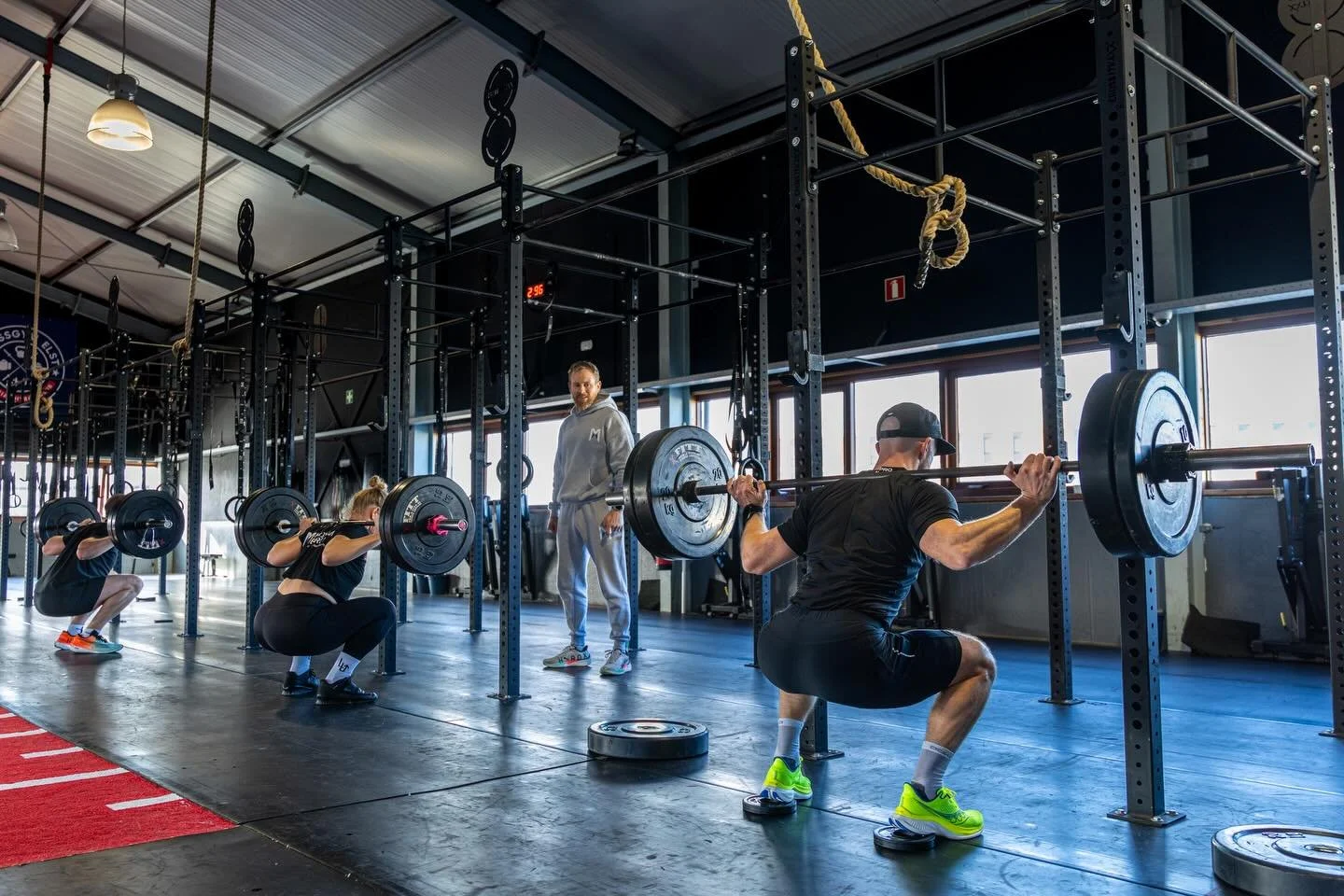 Sterk worden is geen toeval. Het is gepland. 💥

Bij Hyathlon draait alles om gestructureerde online programmering: de juiste prikkel, op het juiste moment, met een duidelijk doel. Kracht, techniek en performance bouwen we stap voor stap op.

Geen ra