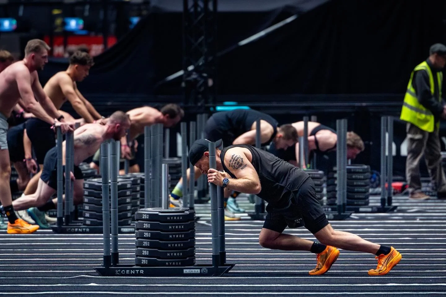 Geen shortcuts. Alleen hard werken. 💥

Dit is waar Hyathlon voor staat: gerichte online programmering die je voorbereidt op het echte werk. Van sled push tot finish line &mdash; alles is doordacht, opgebouwd en afgestemd op progressie.

Jij levert d