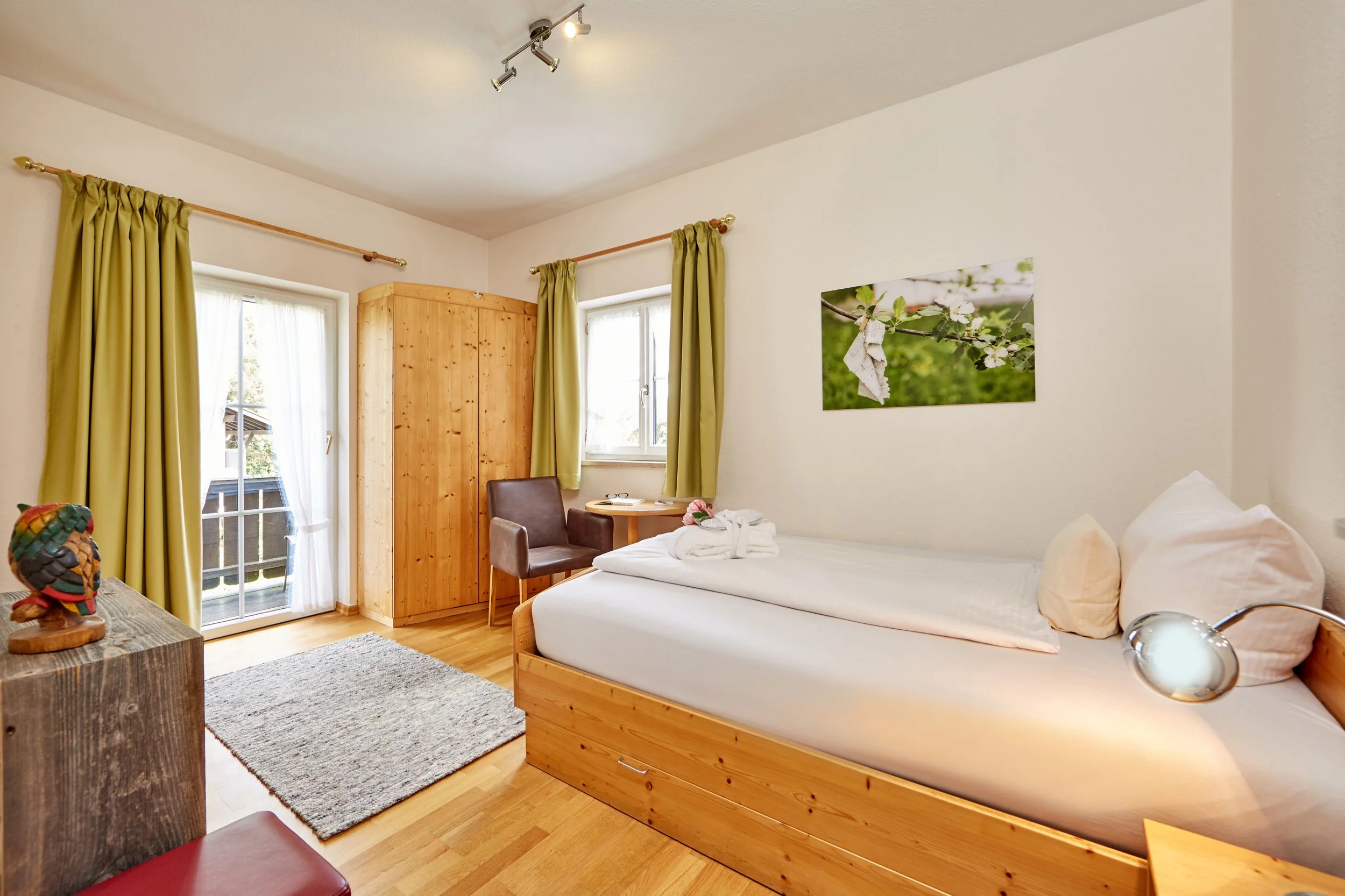 10 Schlafzimmer 1 OG-marcgilsdorf.jpg