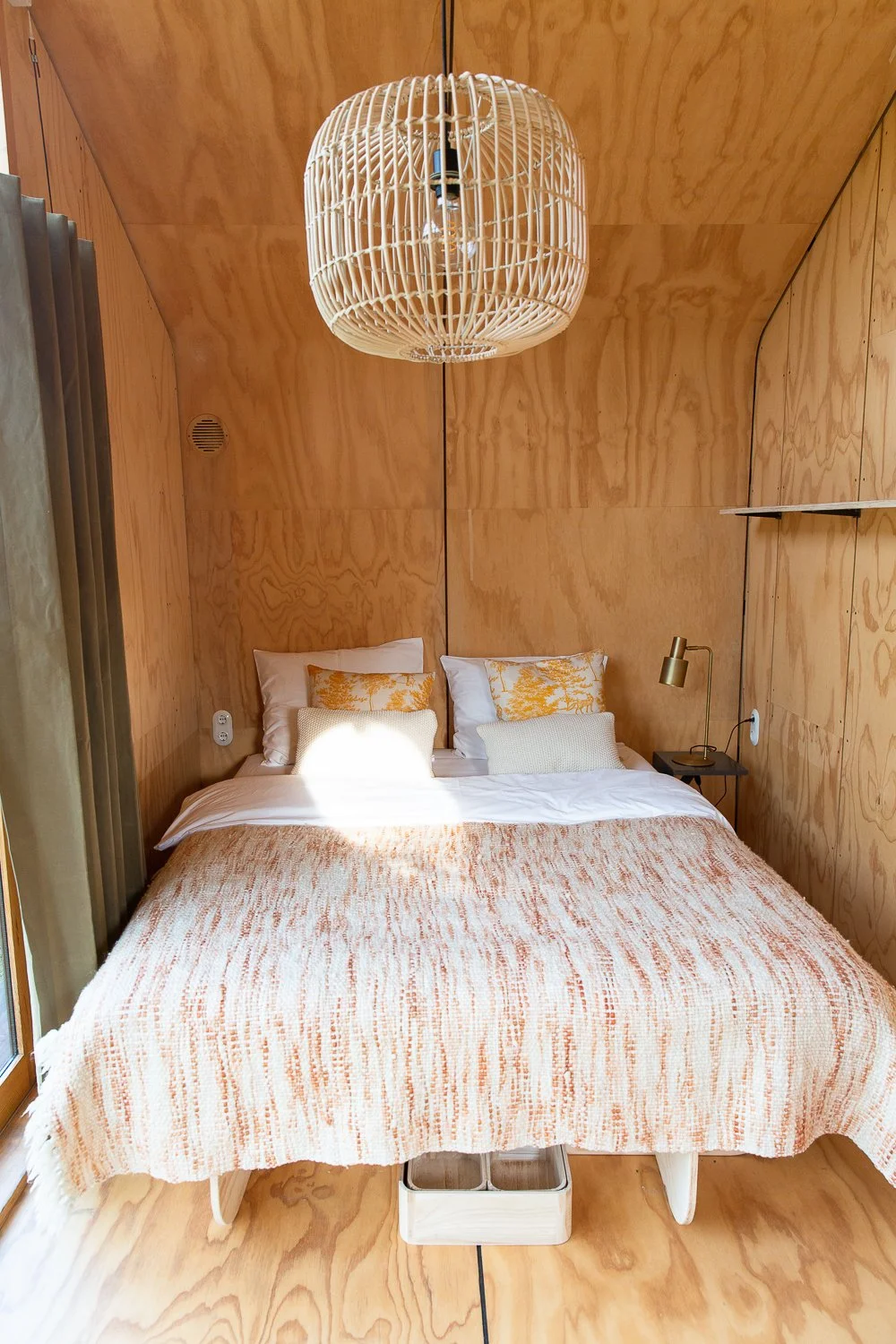 Wikkelhouse 2p bed.jpg