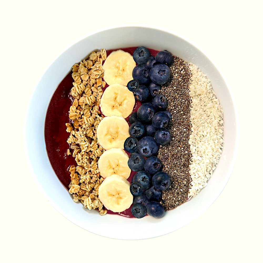 The Energizer - Organic acai, vegan and organic granola, banana, blueberry, chia seeds and coconut.