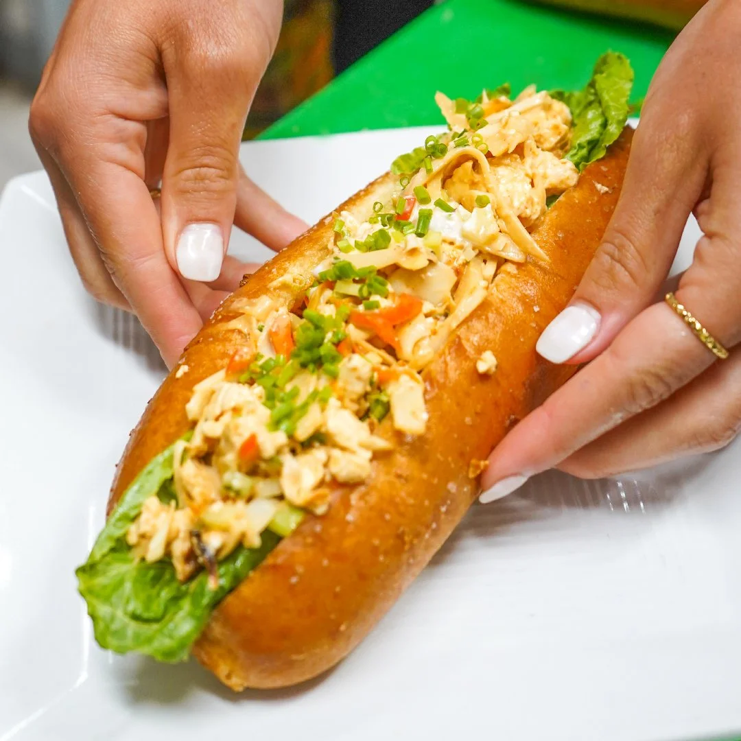 LOBSTER_ROLL.jpg