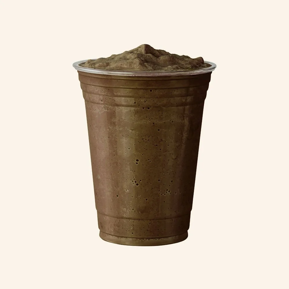 ESPRESSO - Cold brew espresso, banana,
cocoa, almond milk, agave, cacao nibs, chocolate protein, vanilla whey protein, collagen.
