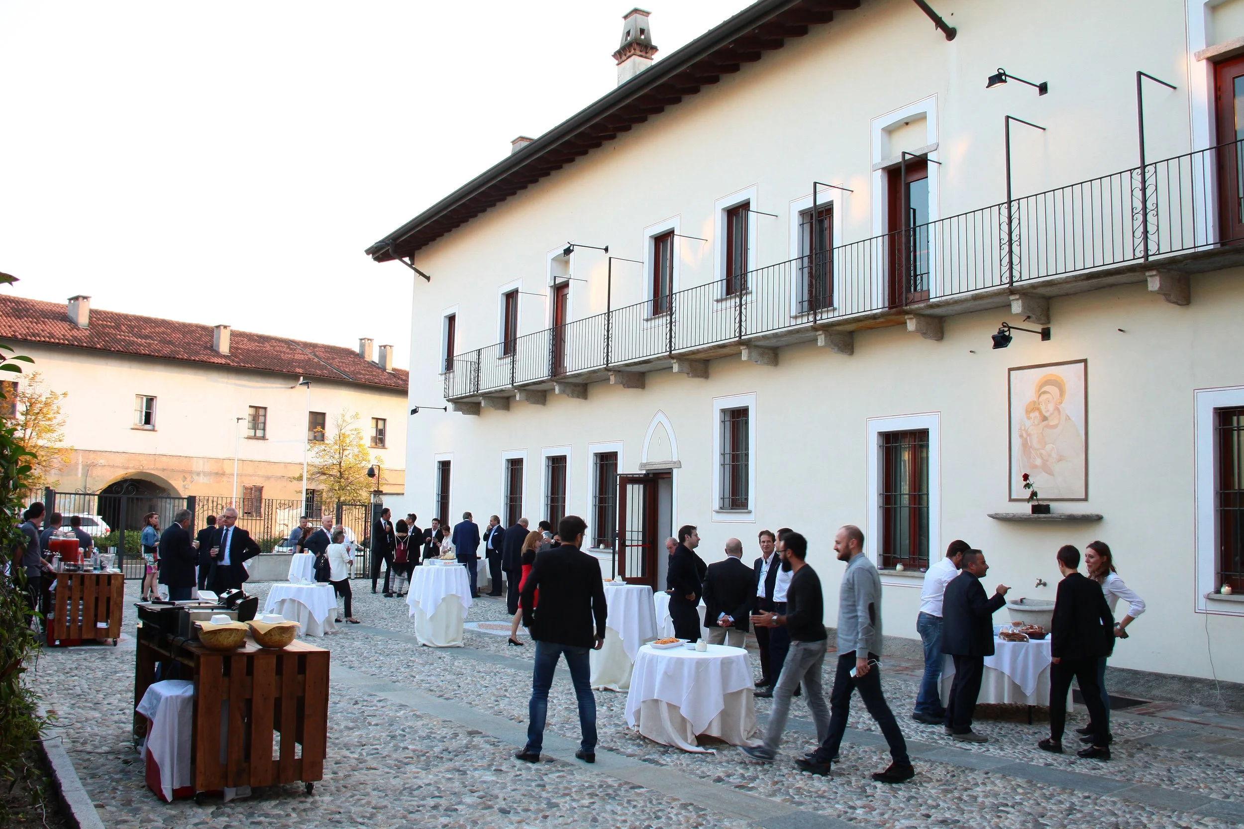 2016-09-29-invitati-inaugurazione-nuova-Sede-in-Bicocca-foto-E.Oliva-16.jpg