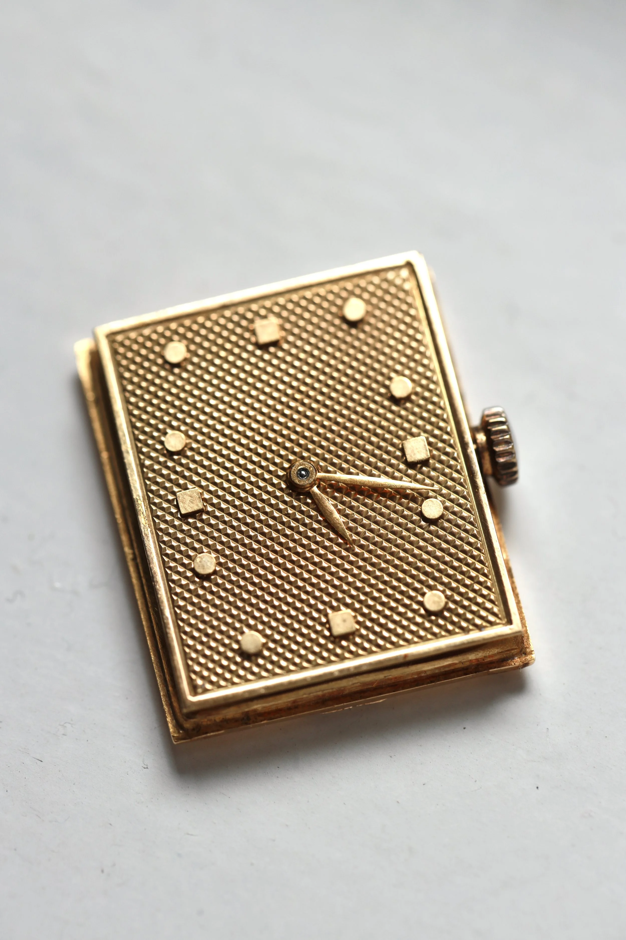 Boucheron-Tank-4.jpeg