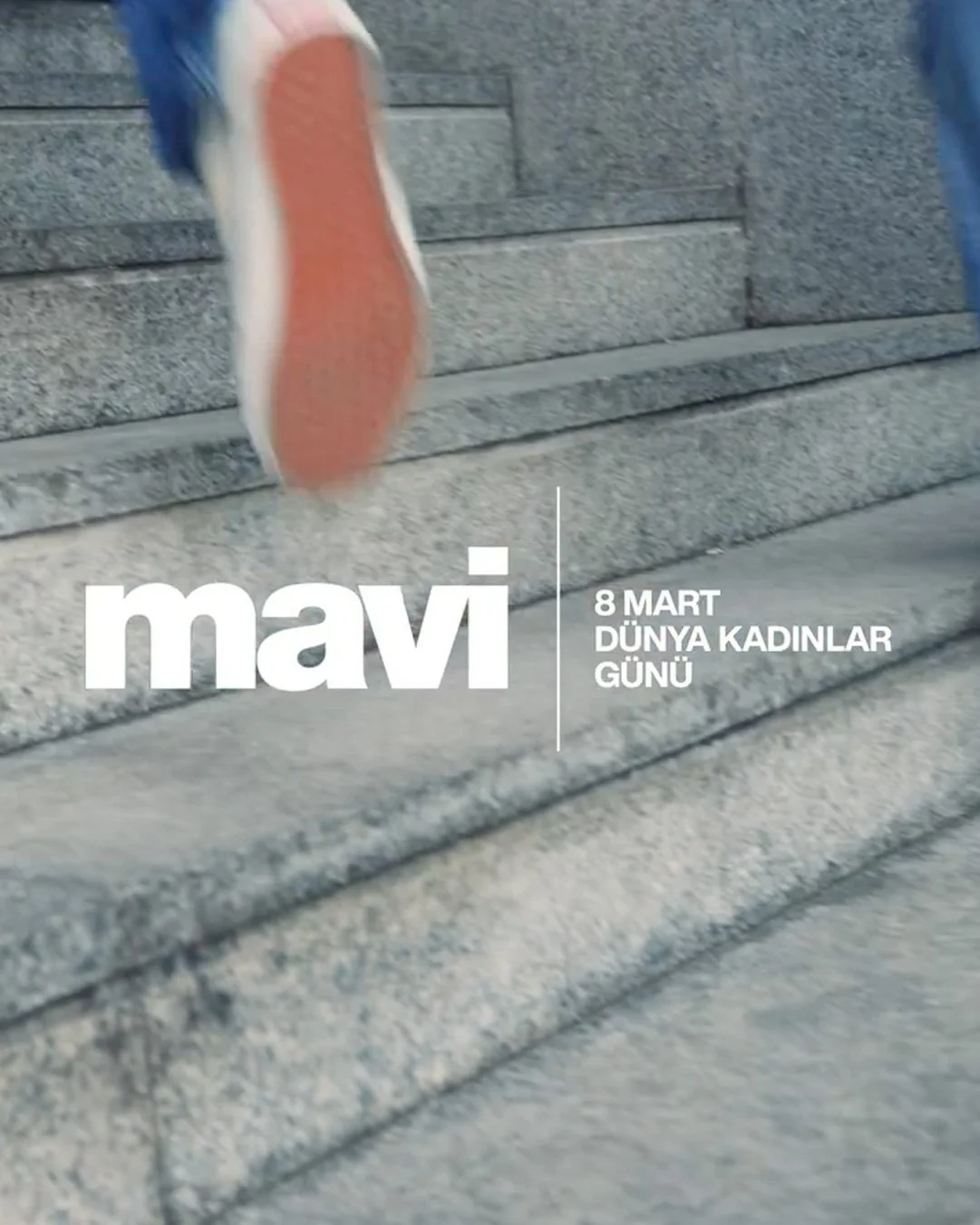 Mavi - Dünya Kadınlar Günü