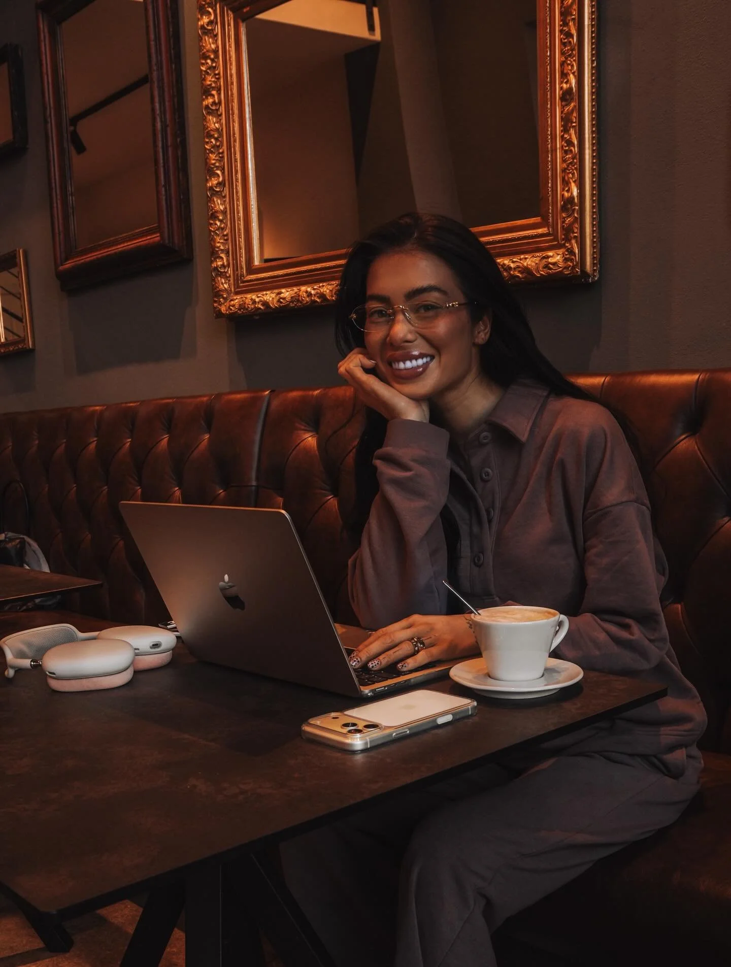 Had a quick photoshoot for my company's new web-site in between calls and work. 

Location: @viale.verdi.54