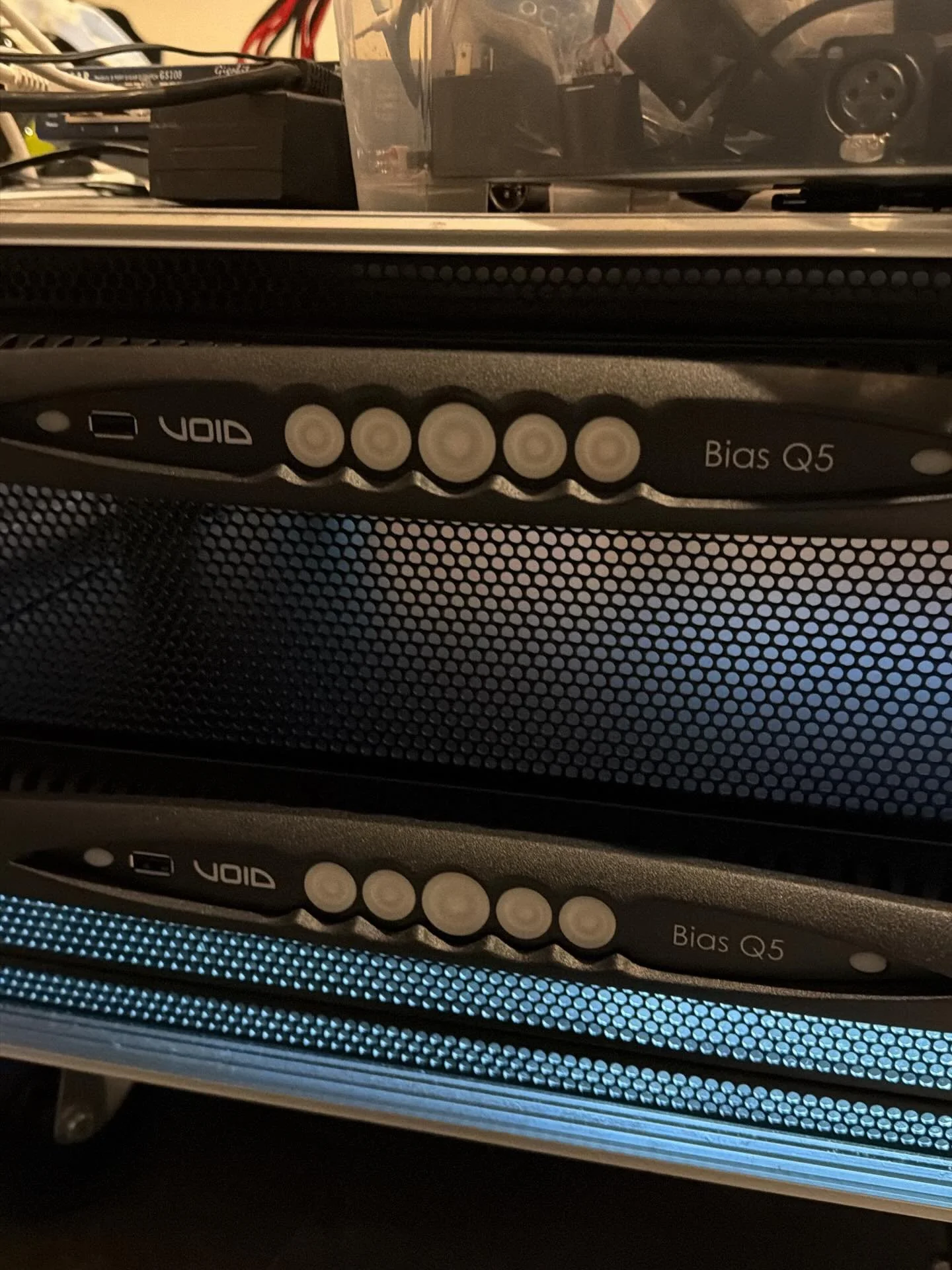 Rack work in progress!! these beasts have peak output (all channels) at 20000 W -> Each!!! 🤯🔈🔉🔊
#void #voidacoustics