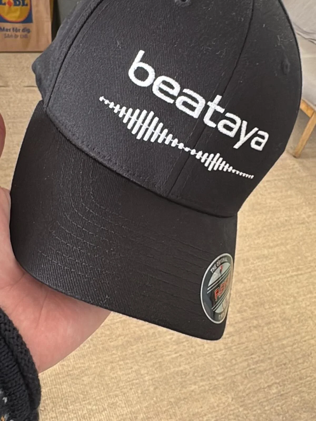 Big thanks to Oscar from www.brodyrmarken.se for making this awesome cap :)!