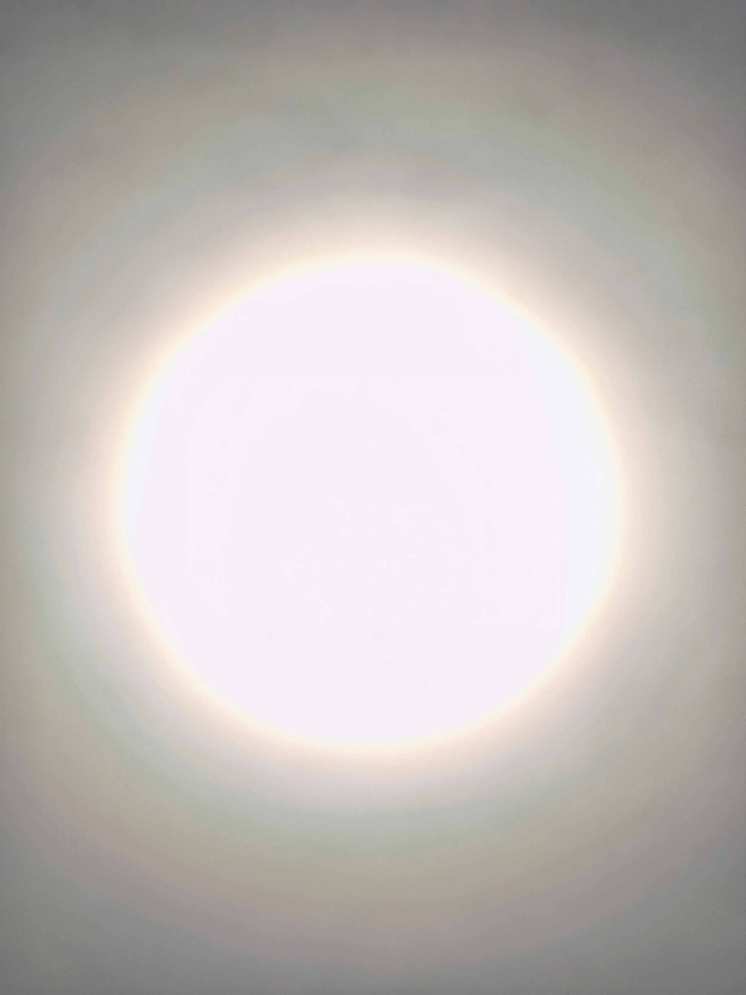Luminous sun representing Primordial Luminosity — contemplative practice and meditation in Zürich