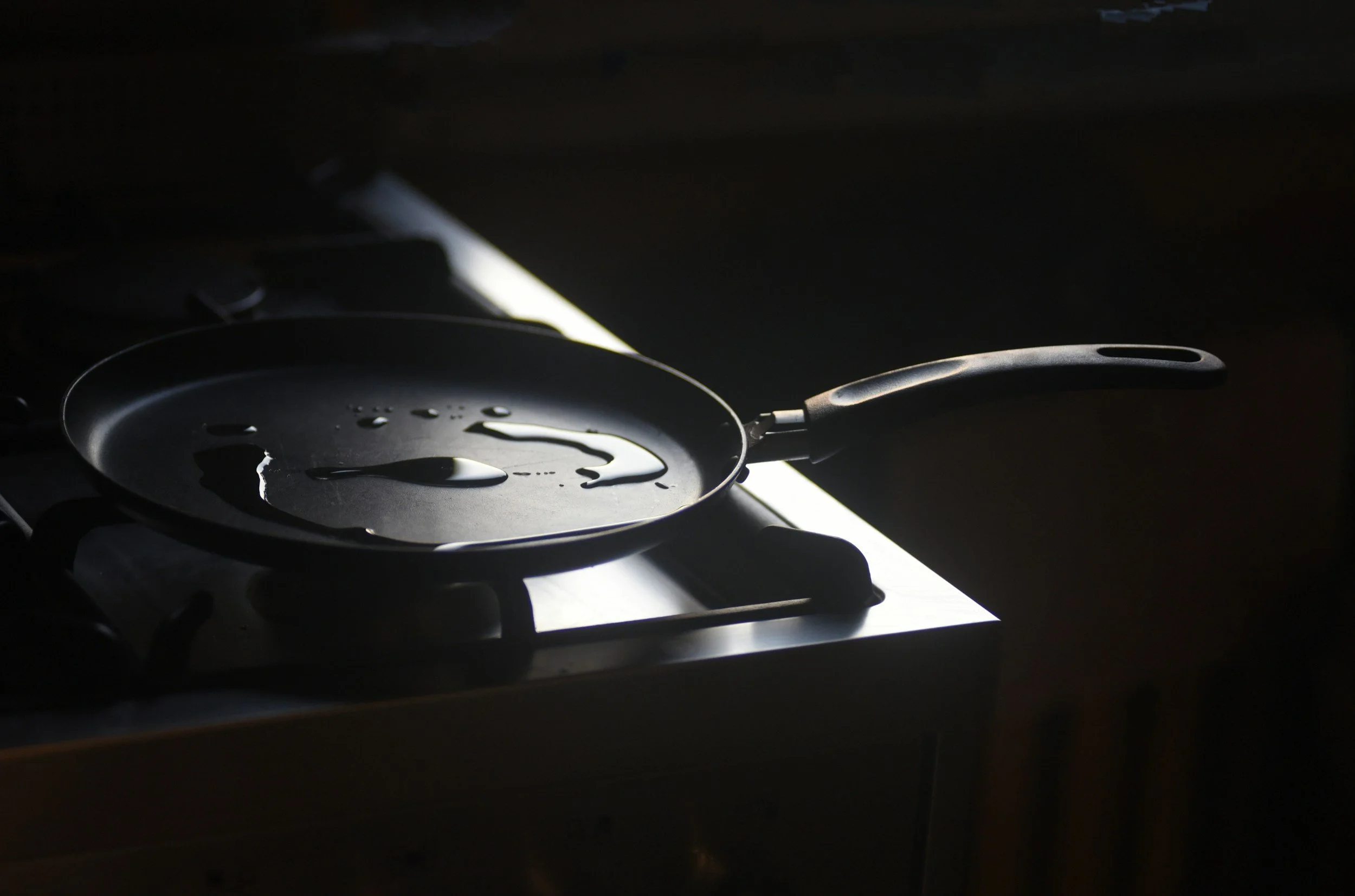 Looking for reliable Turkish cookware manufacturers? Ağalar Home is the premier B2B supplier exporting highly durable, food-safe commercial frying pans directly to global retail chains and the international hospitality sector.