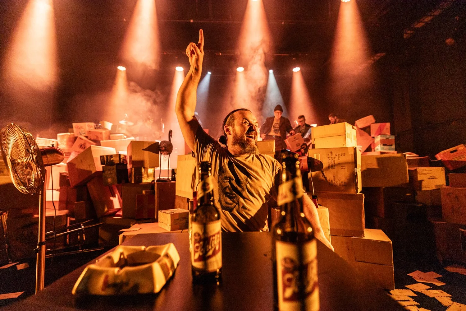 kodiens / a booze up