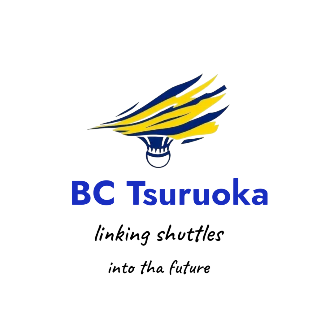 黄色い背景に羽を広げた鳥のロゴと、「BC Tsuoka」という文字
