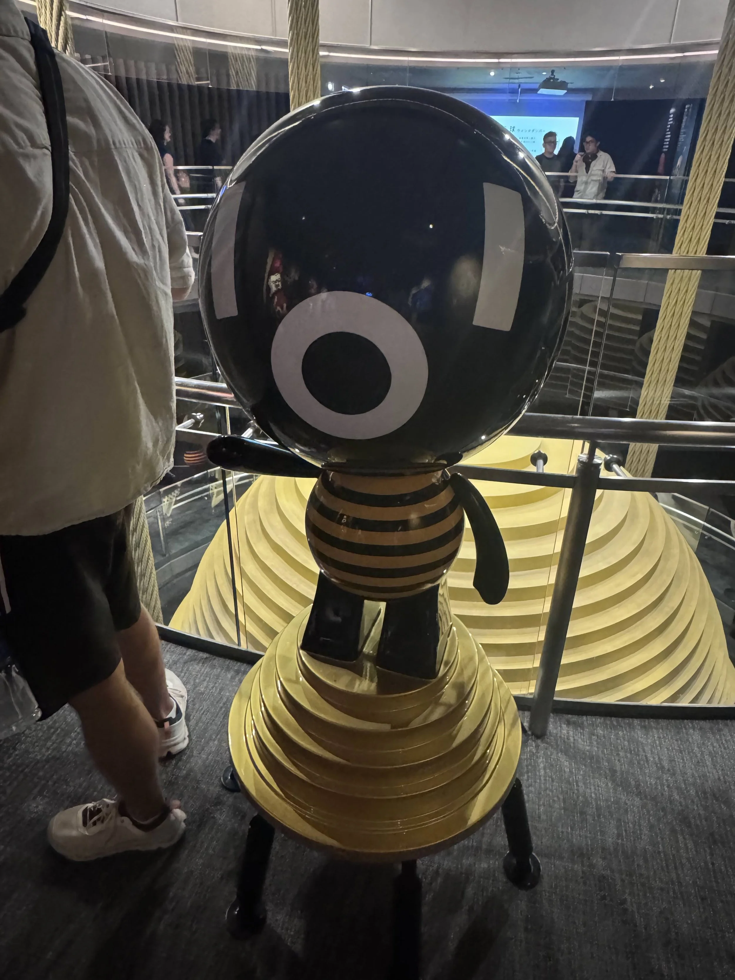 Damper Boy - Taipei 101.jpg